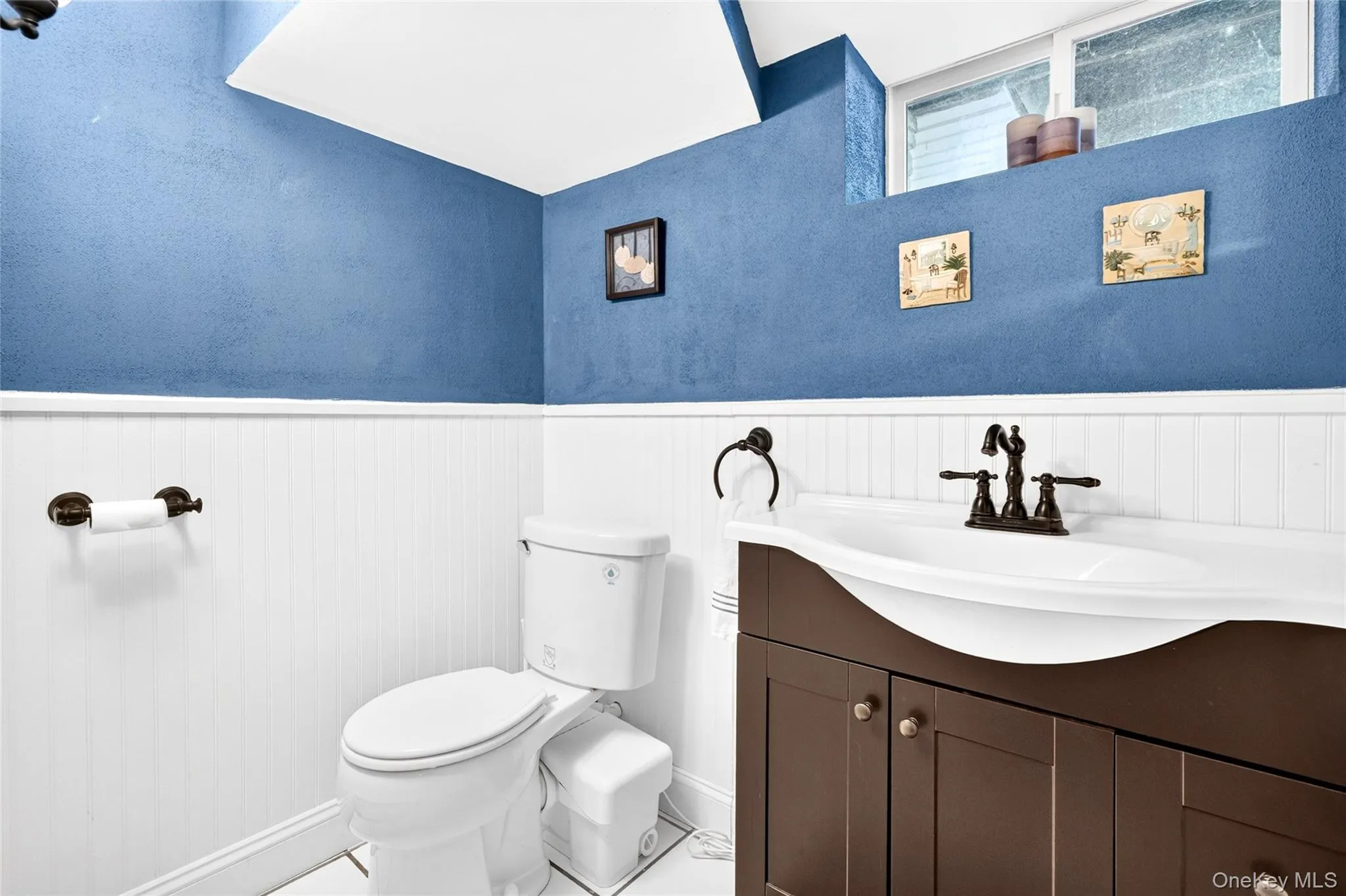 Basement half bathroom Basement half bathroom
