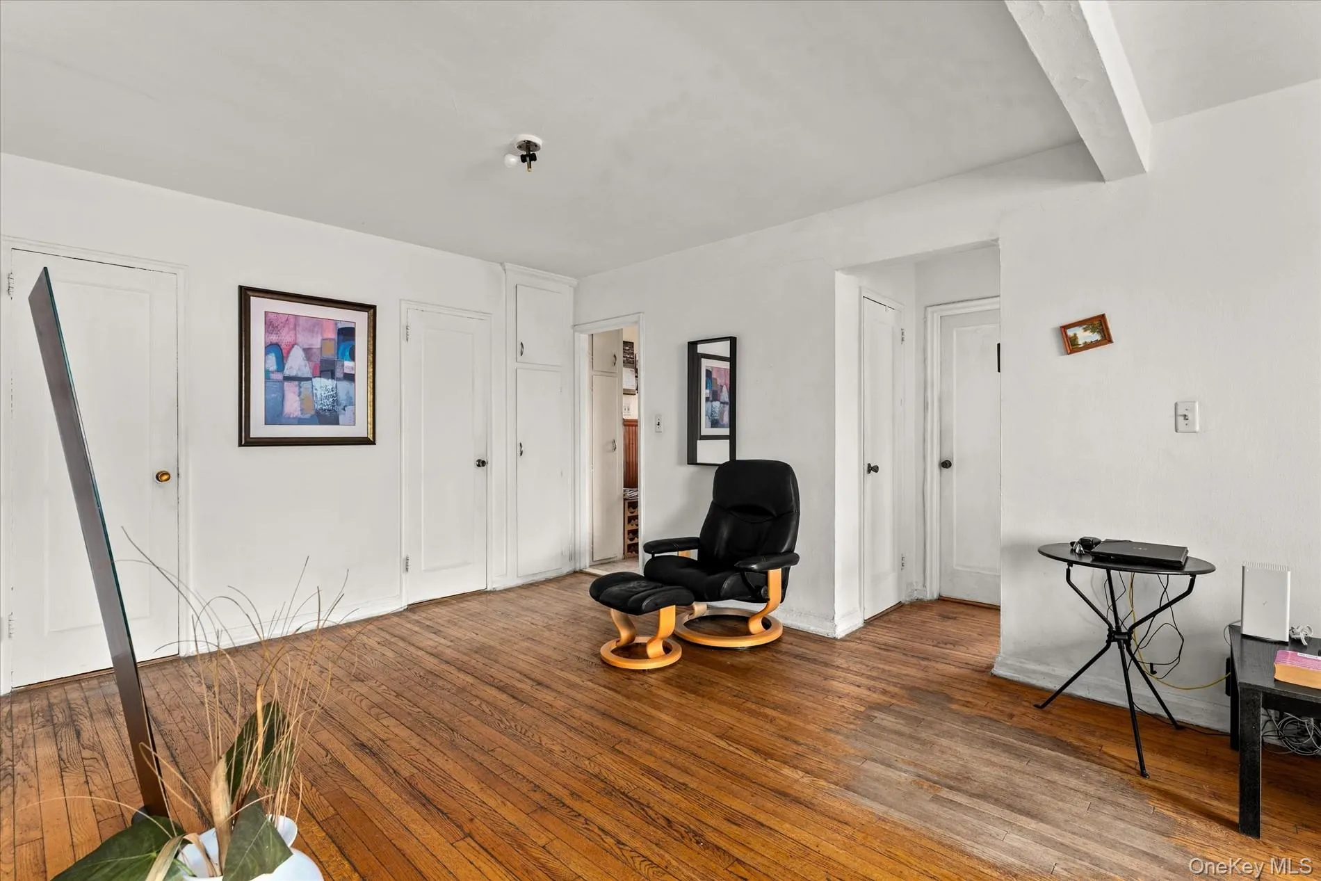 138-29 68th Drive, New York, NY, 1 Bedroom Bedrooms, 3 Rooms Rooms,1 BathroomBathrooms,Residential,For Rent,68th,0,1027455 138-29 68th Drive, New York, NY, 1 Bedroom Bedrooms, 3 Rooms Rooms,1 BathroomBathrooms,Residential,For Rent,68th,0,1027455