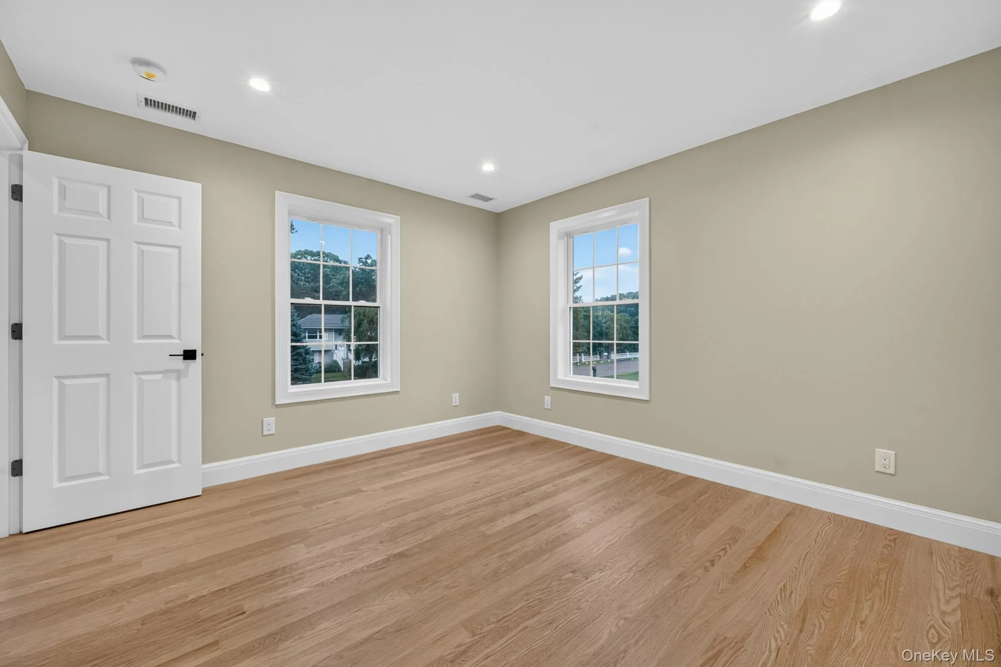 37 Pentmoor Drive, Brookhaven, NY, 4 Bedrooms Bedrooms, 3 Rooms Rooms,3 BathroomsBathrooms,Residential,For Rent,Pentmoor,0,1027464 37 Pentmoor Drive, Brookhaven, NY, 4 Bedrooms Bedrooms, 3 Rooms Rooms,3 BathroomsBathrooms,Residential,For Rent,Pentmoor,0,1027464