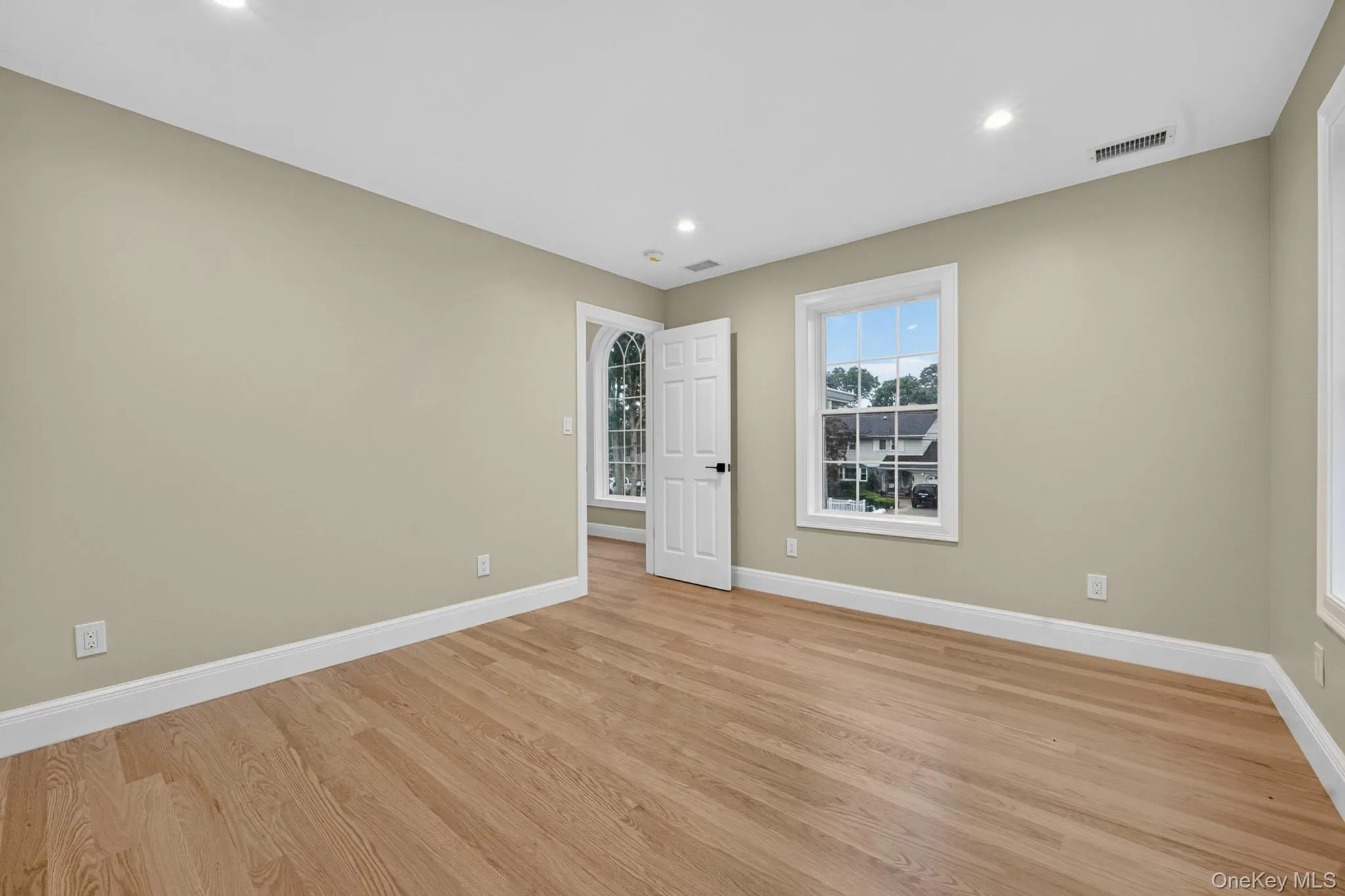 37 Pentmoor Drive, Brookhaven, NY, 4 Bedrooms Bedrooms, 3 Rooms Rooms,3 BathroomsBathrooms,Residential,For Rent,Pentmoor,0,1027464 37 Pentmoor Drive, Brookhaven, NY, 4 Bedrooms Bedrooms, 3 Rooms Rooms,3 BathroomsBathrooms,Residential,For Rent,Pentmoor,0,1027464