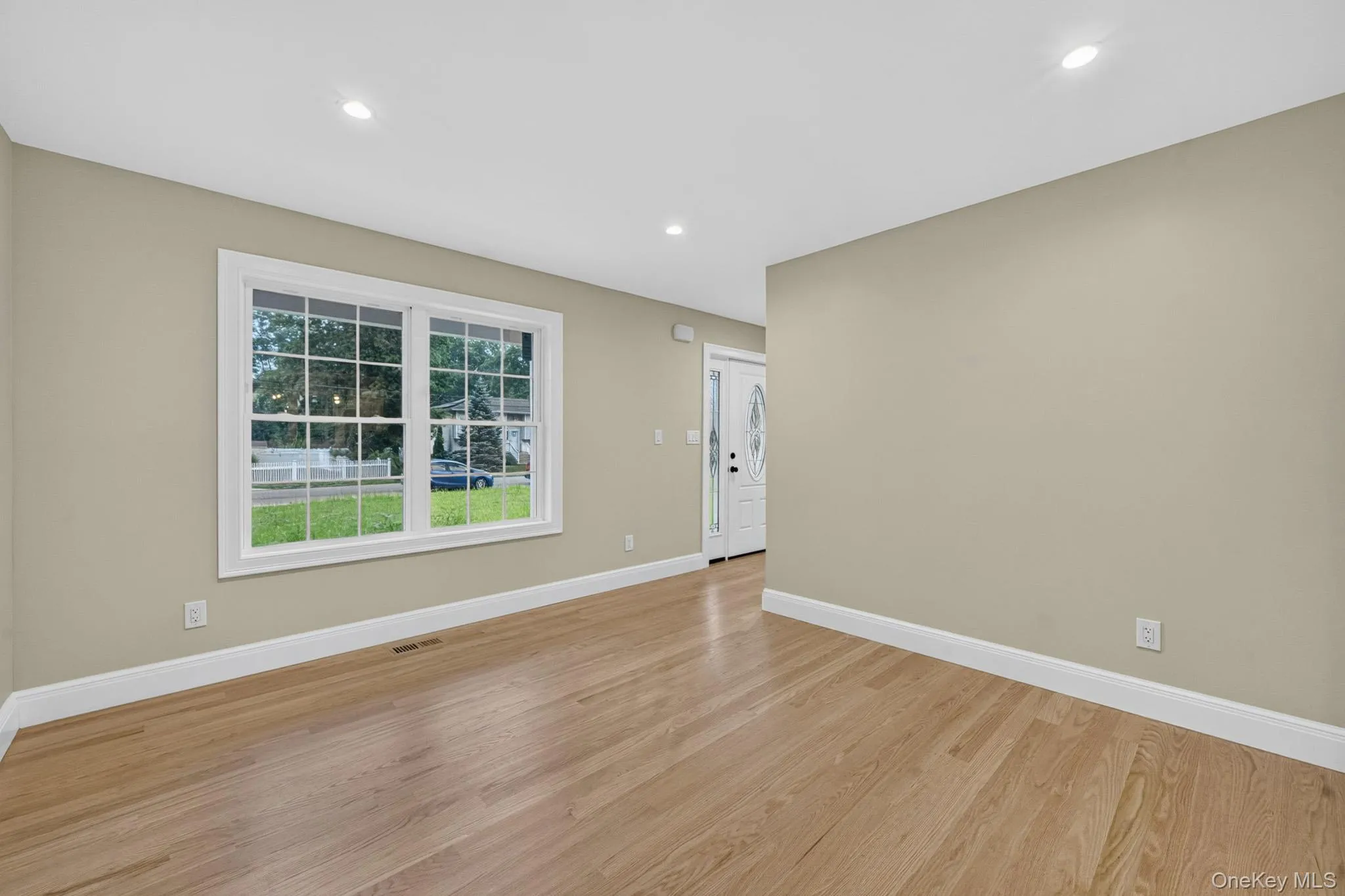 37 Pentmoor Drive, Brookhaven, NY, 4 Bedrooms Bedrooms, 3 Rooms Rooms,3 BathroomsBathrooms,Residential,For Rent,Pentmoor,0,1027464 37 Pentmoor Drive, Brookhaven, NY, 4 Bedrooms Bedrooms, 3 Rooms Rooms,3 BathroomsBathrooms,Residential,For Rent,Pentmoor,0,1027464