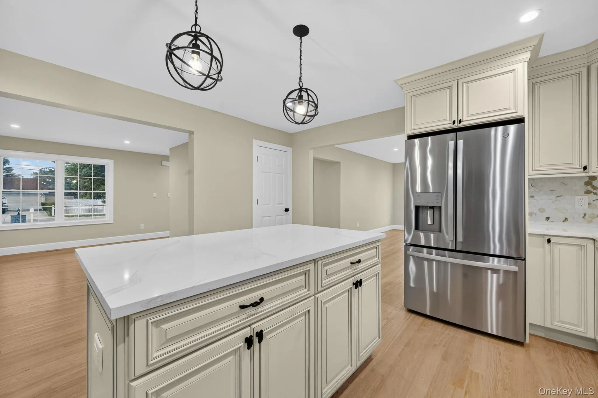 37 Pentmoor Drive, Brookhaven, NY, 4 Bedrooms Bedrooms, 3 Rooms Rooms,3 BathroomsBathrooms,Residential,For Rent,Pentmoor,0,1027464 37 Pentmoor Drive, Brookhaven, NY, 4 Bedrooms Bedrooms, 3 Rooms Rooms,3 BathroomsBathrooms,Residential,For Rent,Pentmoor,0,1027464