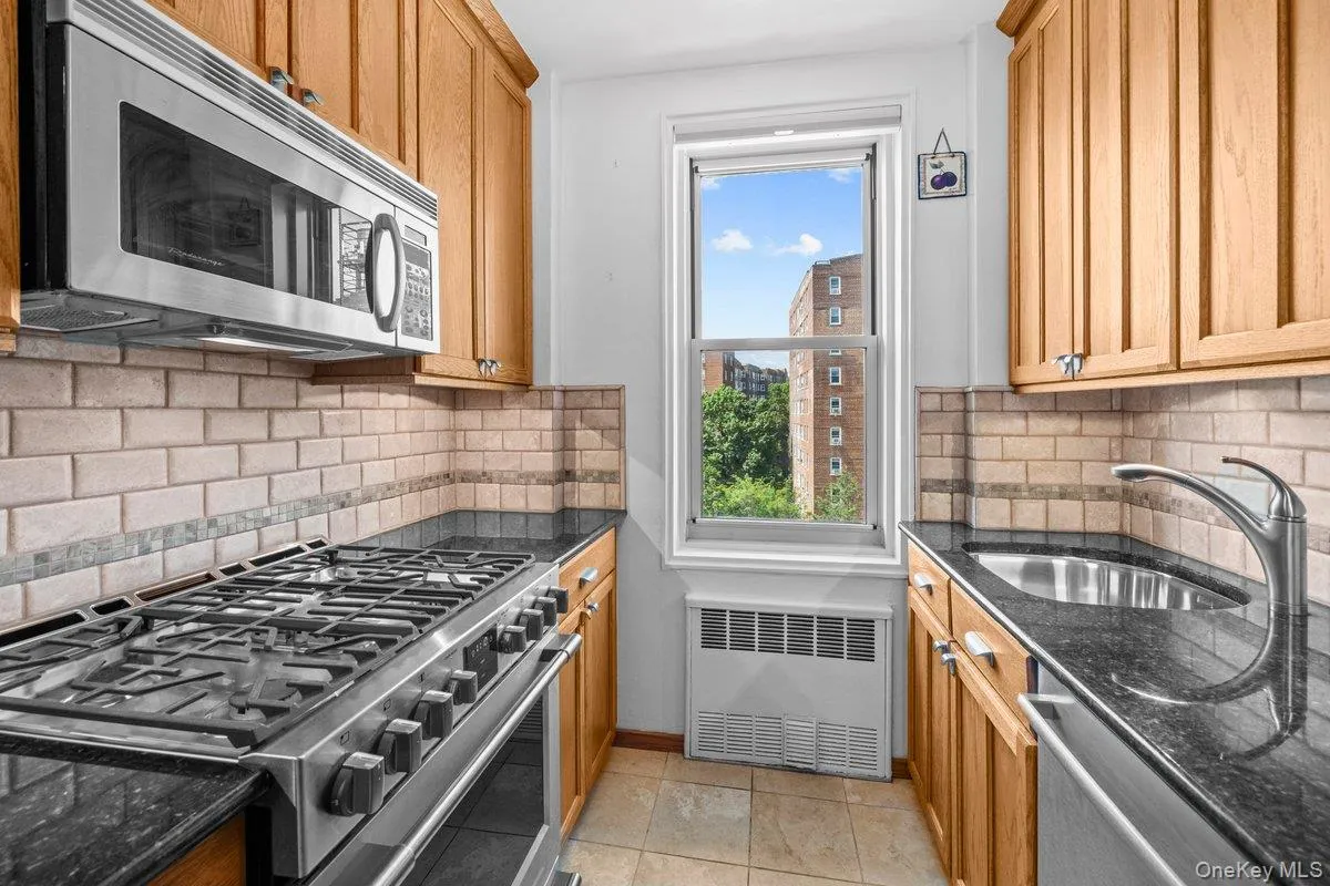 kitchen with stainless steel appliances kitchen with stainless steel appliances