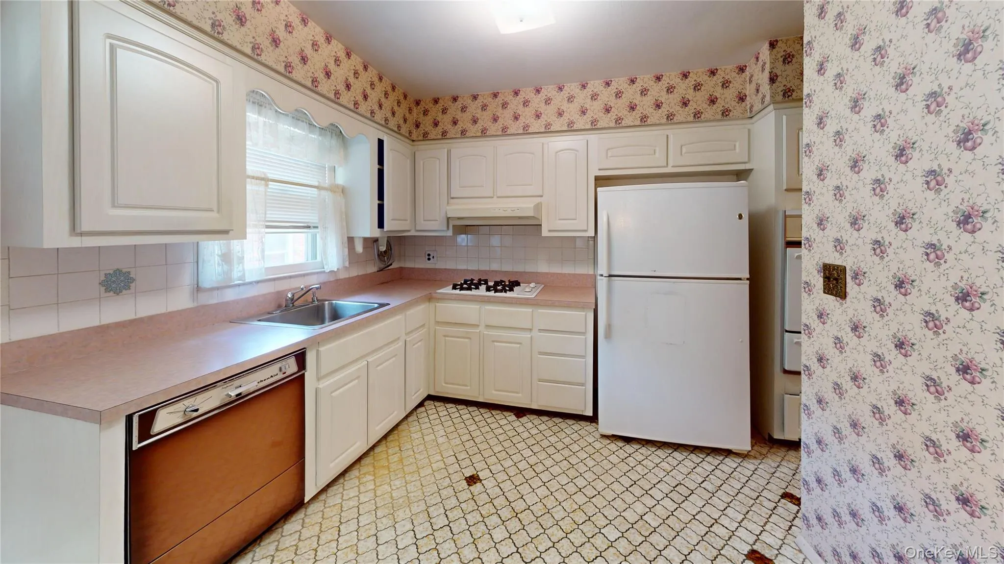 56-51 Oceania Street, New York, NY, 4 Bedrooms Bedrooms, 9 Rooms Rooms,3 BathroomsBathrooms,Residential,For Rent,Oceania,0,1027470 56-51 Oceania Street, New York, NY, 4 Bedrooms Bedrooms, 9 Rooms Rooms,3 BathroomsBathrooms,Residential,For Rent,Oceania,0,1027470