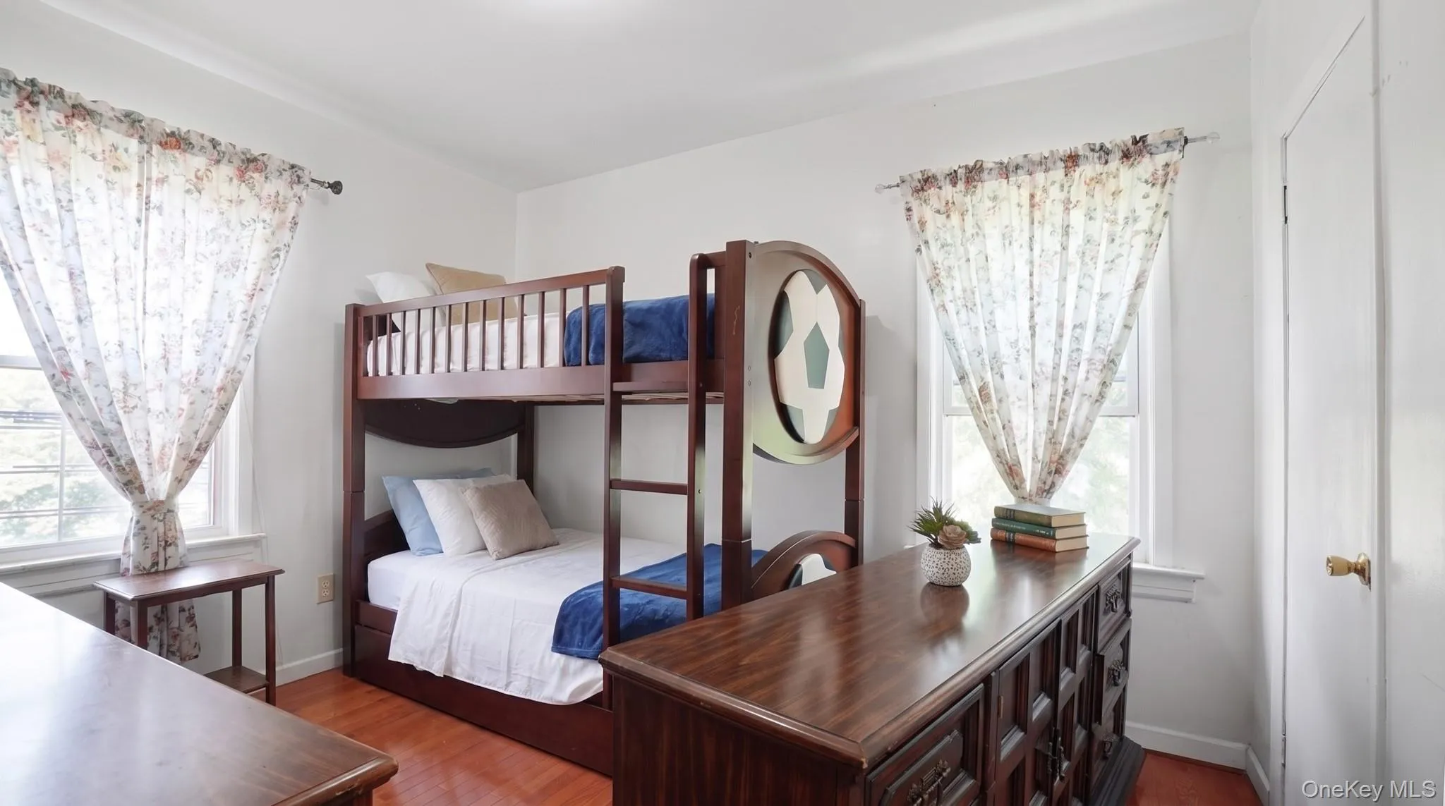 190-27 109th Road, New York, NY, 3 Bedrooms Bedrooms, 12 Rooms Rooms,2 BathroomsBathrooms,Residential,For Rent,109th,0,1027474 190-27 109th Road, New York, NY, 3 Bedrooms Bedrooms, 12 Rooms Rooms,2 BathroomsBathrooms,Residential,For Rent,109th,0,1027474