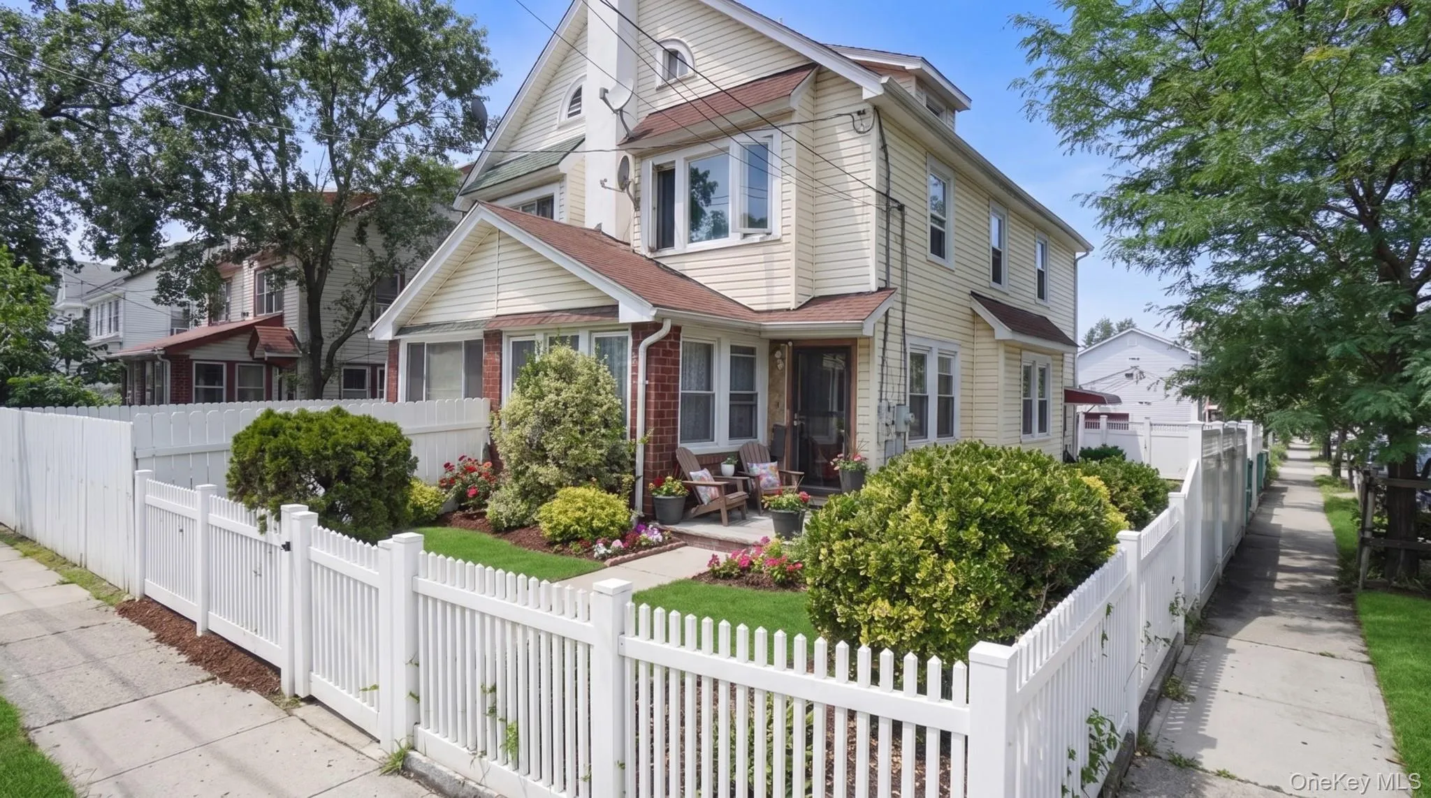 190-27 109th Road, New York, NY, 3 Bedrooms Bedrooms, 12 Rooms Rooms,2 BathroomsBathrooms,Residential,For Rent,109th,0,1027474 190-27 109th Road, New York, NY, 3 Bedrooms Bedrooms, 12 Rooms Rooms,2 BathroomsBathrooms,Residential,For Rent,109th,0,1027474