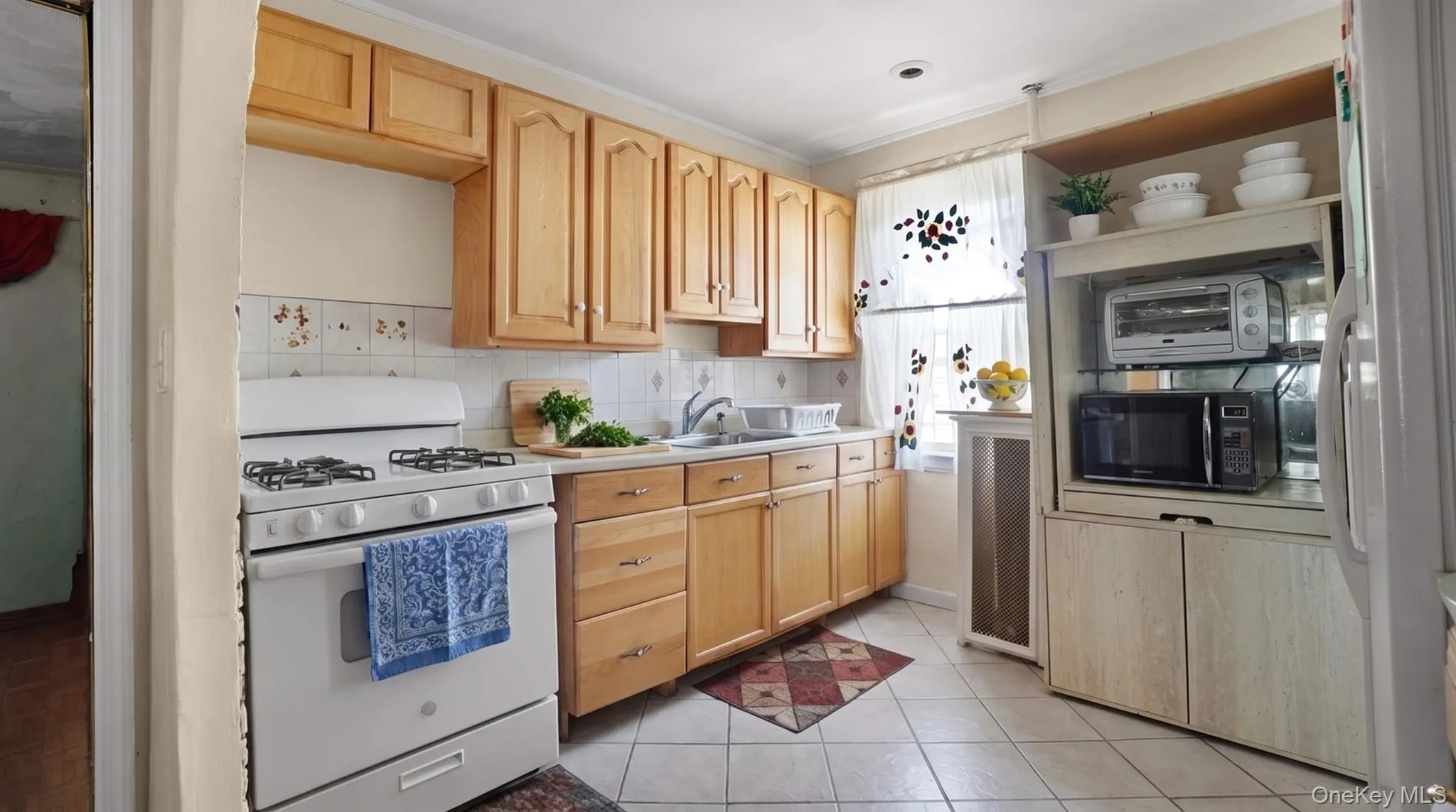 190-27 109th Road, New York, NY, 3 Bedrooms Bedrooms, 12 Rooms Rooms,2 BathroomsBathrooms,Residential,For Rent,109th,0,1027474 190-27 109th Road, New York, NY, 3 Bedrooms Bedrooms, 12 Rooms Rooms,2 BathroomsBathrooms,Residential,For Rent,109th,0,1027474