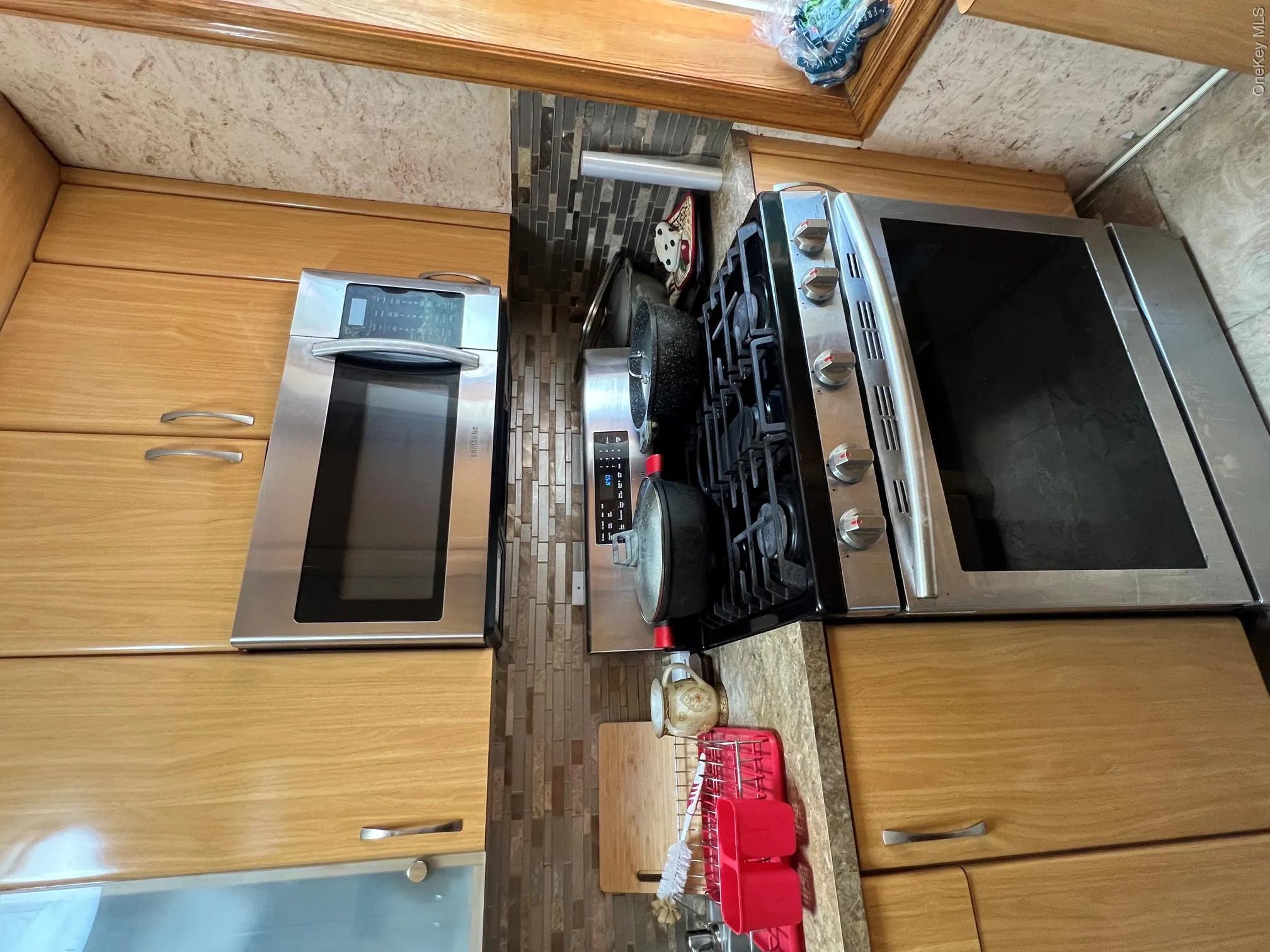 64-74 Saunders Street, New York, NY, 2 Bedrooms Bedrooms, 4 Rooms Rooms,1 BathroomBathrooms,Residential,For Rent,Saunders,0,1027476 64-74 Saunders Street, New York, NY, 2 Bedrooms Bedrooms, 4 Rooms Rooms,1 BathroomBathrooms,Residential,For Rent,Saunders,0,1027476