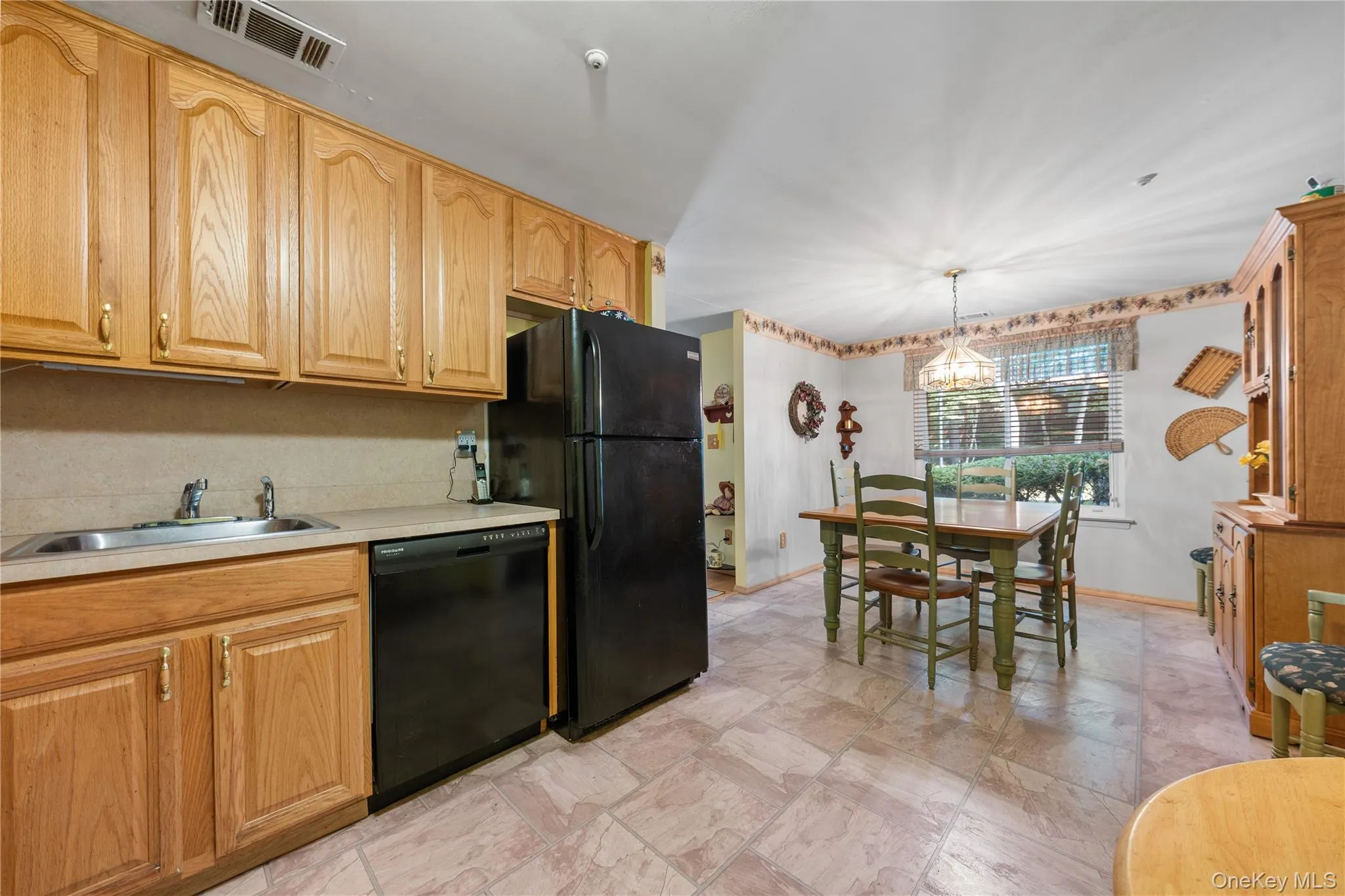 26 Birchwood Road, Brookhaven, NY, 2 Bedrooms Bedrooms, 3 Rooms Rooms,1 BathroomBathrooms,Residential,For Rent,Birchwood,0,1027480 26 Birchwood Road, Brookhaven, NY, 2 Bedrooms Bedrooms, 3 Rooms Rooms,1 BathroomBathrooms,Residential,For Rent,Birchwood,0,1027480
