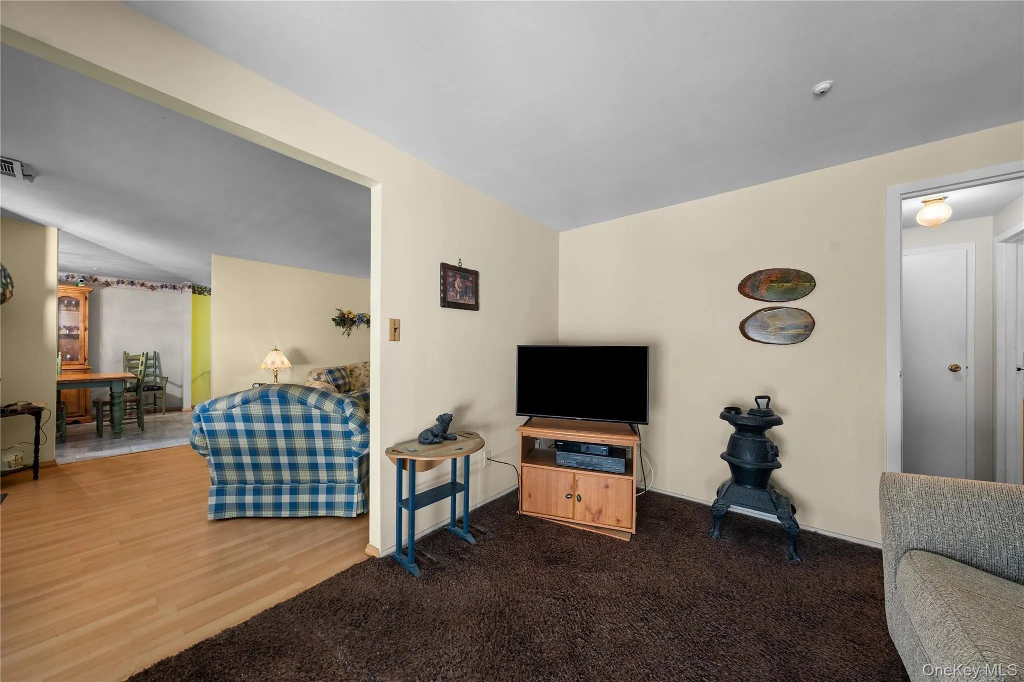 26 Birchwood Road, Brookhaven, NY, 2 Bedrooms Bedrooms, 3 Rooms Rooms,1 BathroomBathrooms,Residential,For Rent,Birchwood,0,1027480 26 Birchwood Road, Brookhaven, NY, 2 Bedrooms Bedrooms, 3 Rooms Rooms,1 BathroomBathrooms,Residential,For Rent,Birchwood,0,1027480