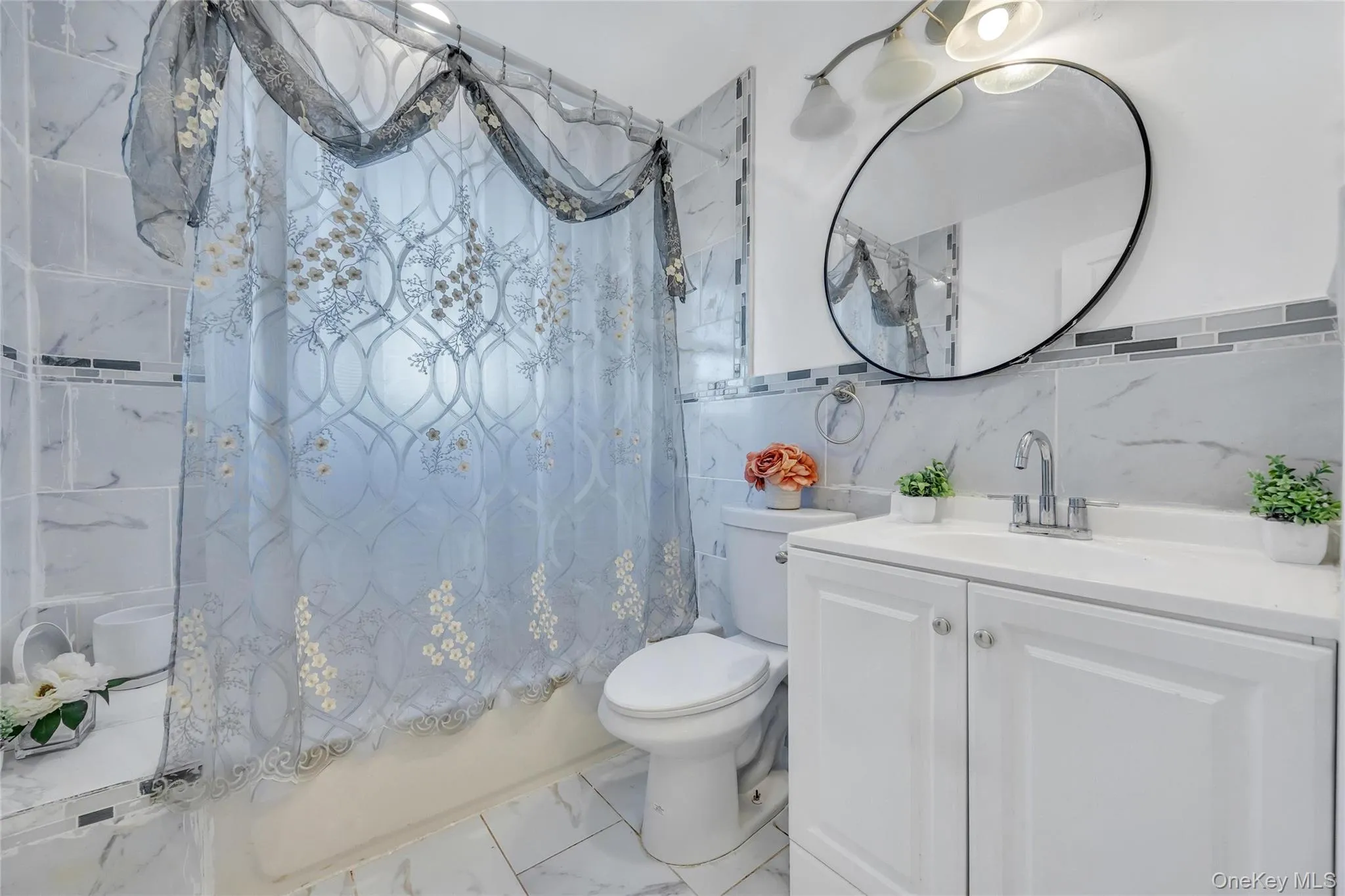 178 Warwick Road, Hempstead, NY, 5 Bedrooms Bedrooms, 7 Rooms Rooms,3 BathroomsBathrooms,Residential,For Rent,Warwick,0,1027481 178 Warwick Road, Hempstead, NY, 5 Bedrooms Bedrooms, 7 Rooms Rooms,3 BathroomsBathrooms,Residential,For Rent,Warwick,0,1027481