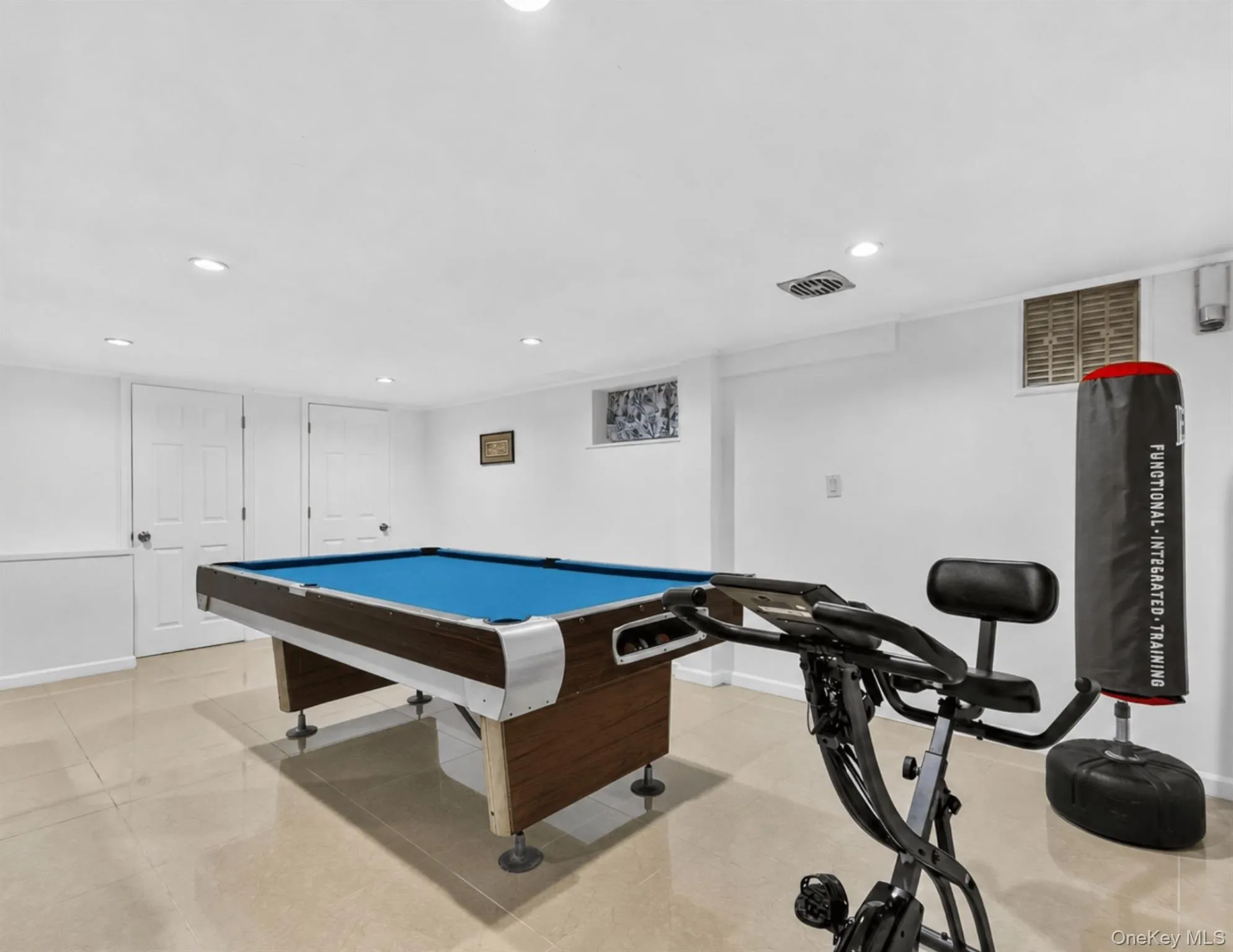 219-04 Stewart Road, New York, NY, 3 Bedrooms Bedrooms, 8 Rooms Rooms,3 BathroomsBathrooms,Residential,For Rent,Stewart,0,1027482 219-04 Stewart Road, New York, NY, 3 Bedrooms Bedrooms, 8 Rooms Rooms,3 BathroomsBathrooms,Residential,For Rent,Stewart,0,1027482