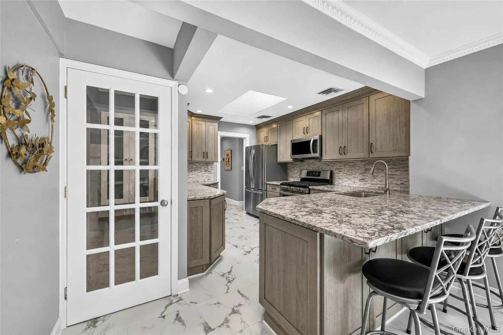 219-04 Stewart Road, New York, NY, 3 Bedrooms Bedrooms, 8 Rooms Rooms,3 BathroomsBathrooms,Residential,For Rent,Stewart,0,1027482 219-04 Stewart Road, New York, NY, 3 Bedrooms Bedrooms, 8 Rooms Rooms,3 BathroomsBathrooms,Residential,For Rent,Stewart,0,1027482