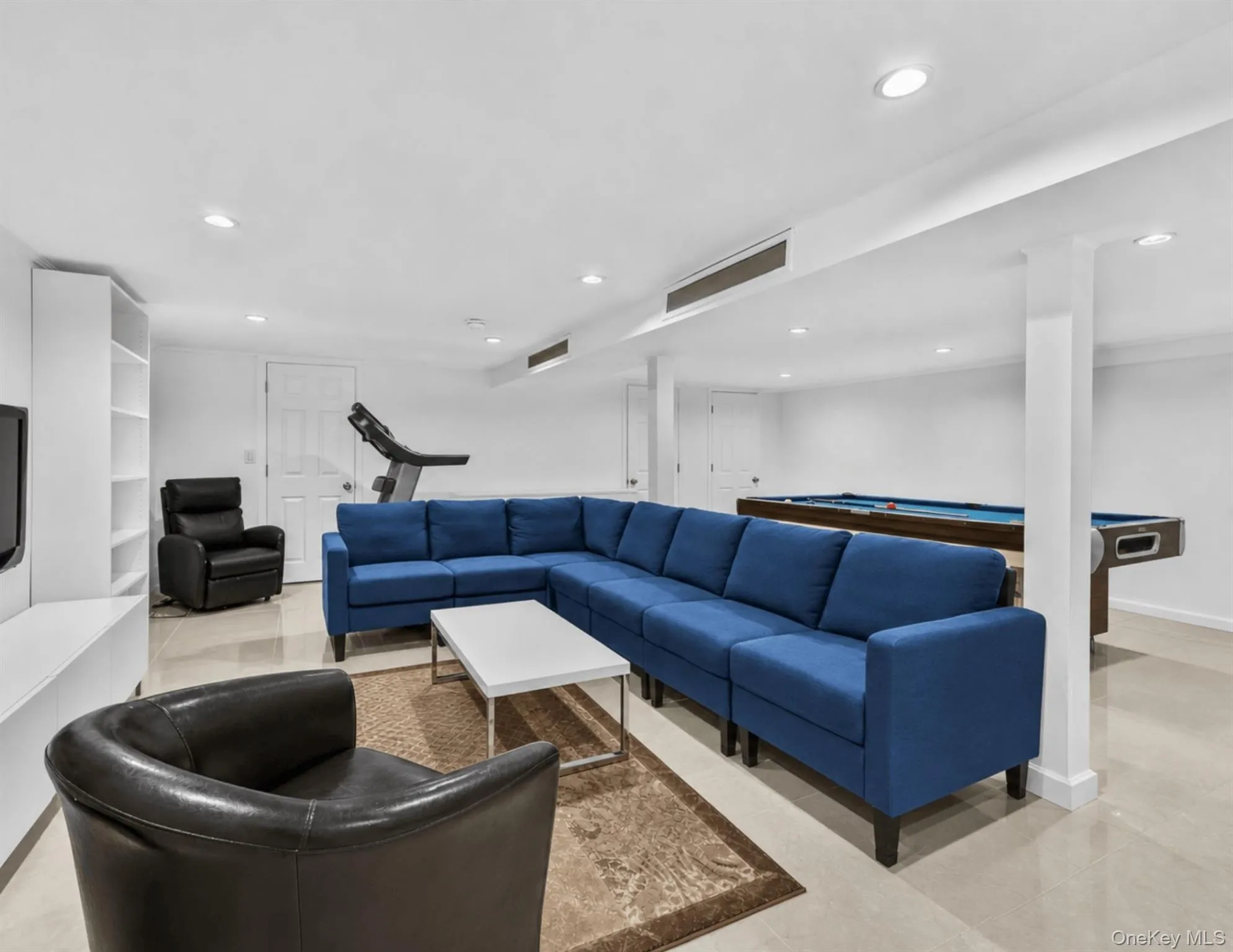 219-04 Stewart Road, New York, NY, 3 Bedrooms Bedrooms, 8 Rooms Rooms,3 BathroomsBathrooms,Residential,For Rent,Stewart,0,1027482 219-04 Stewart Road, New York, NY, 3 Bedrooms Bedrooms, 8 Rooms Rooms,3 BathroomsBathrooms,Residential,For Rent,Stewart,0,1027482