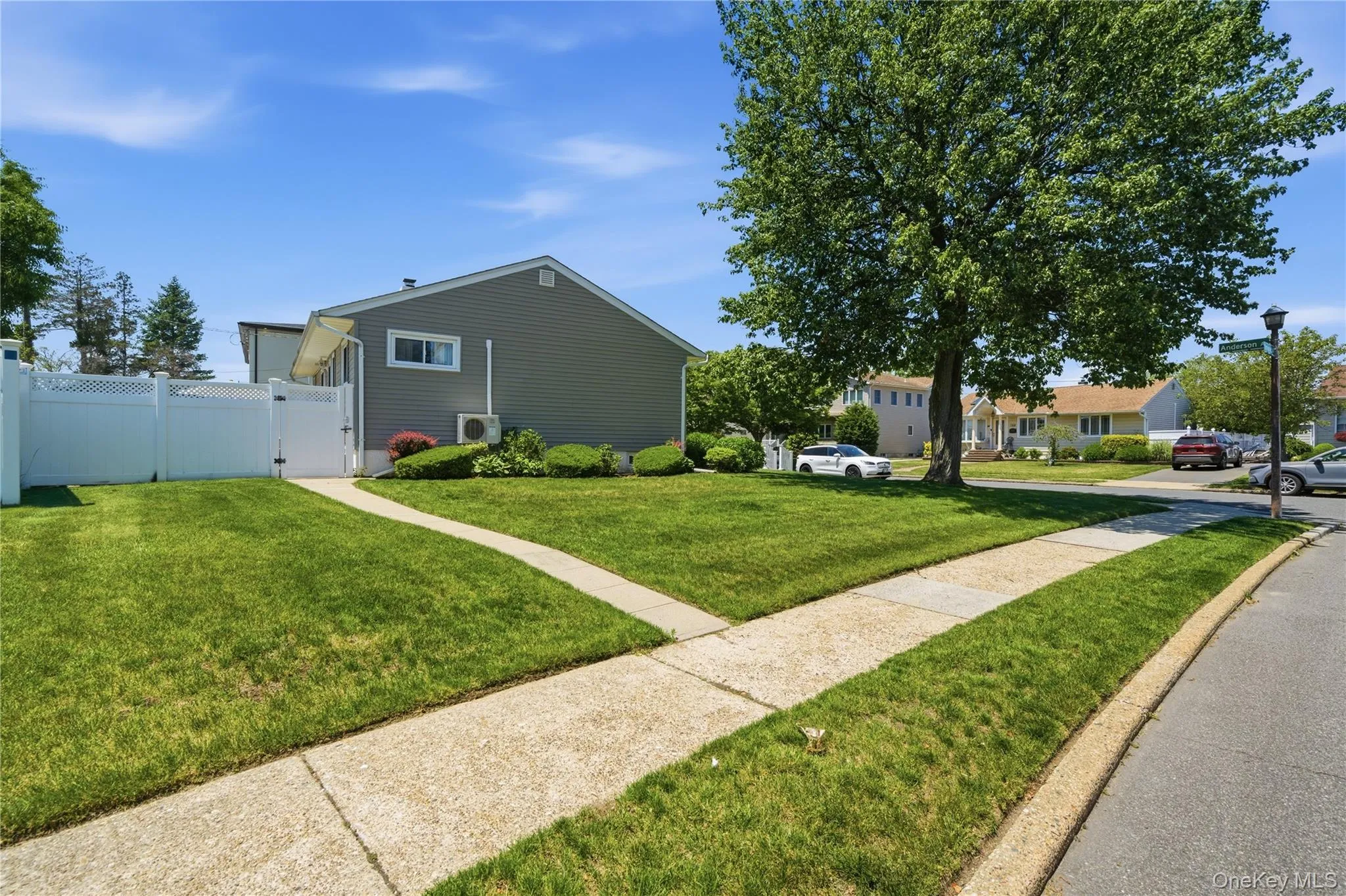 757 Anderson Avenue, Hempstead, NY, 3 Bedrooms Bedrooms, 6 Rooms Rooms,2 BathroomsBathrooms,Residential,For Rent,Anderson,0,1027488 757 Anderson Avenue, Hempstead, NY, 3 Bedrooms Bedrooms, 6 Rooms Rooms,2 BathroomsBathrooms,Residential,For Rent,Anderson,0,1027488