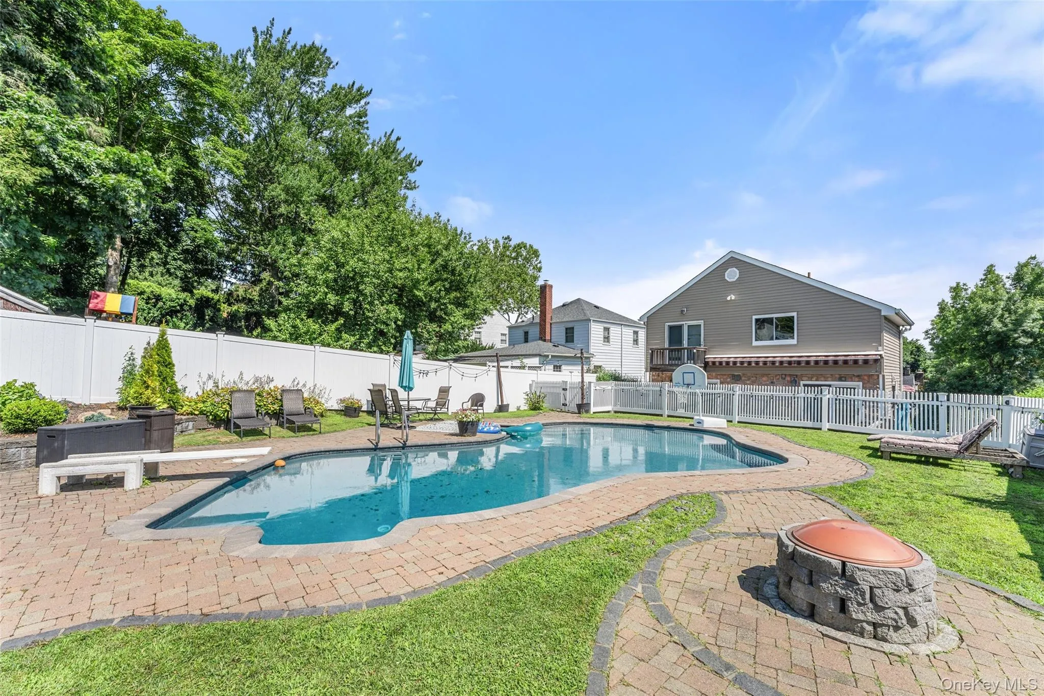 Unstaged Pool and spa. Unstaged Pool and spa.