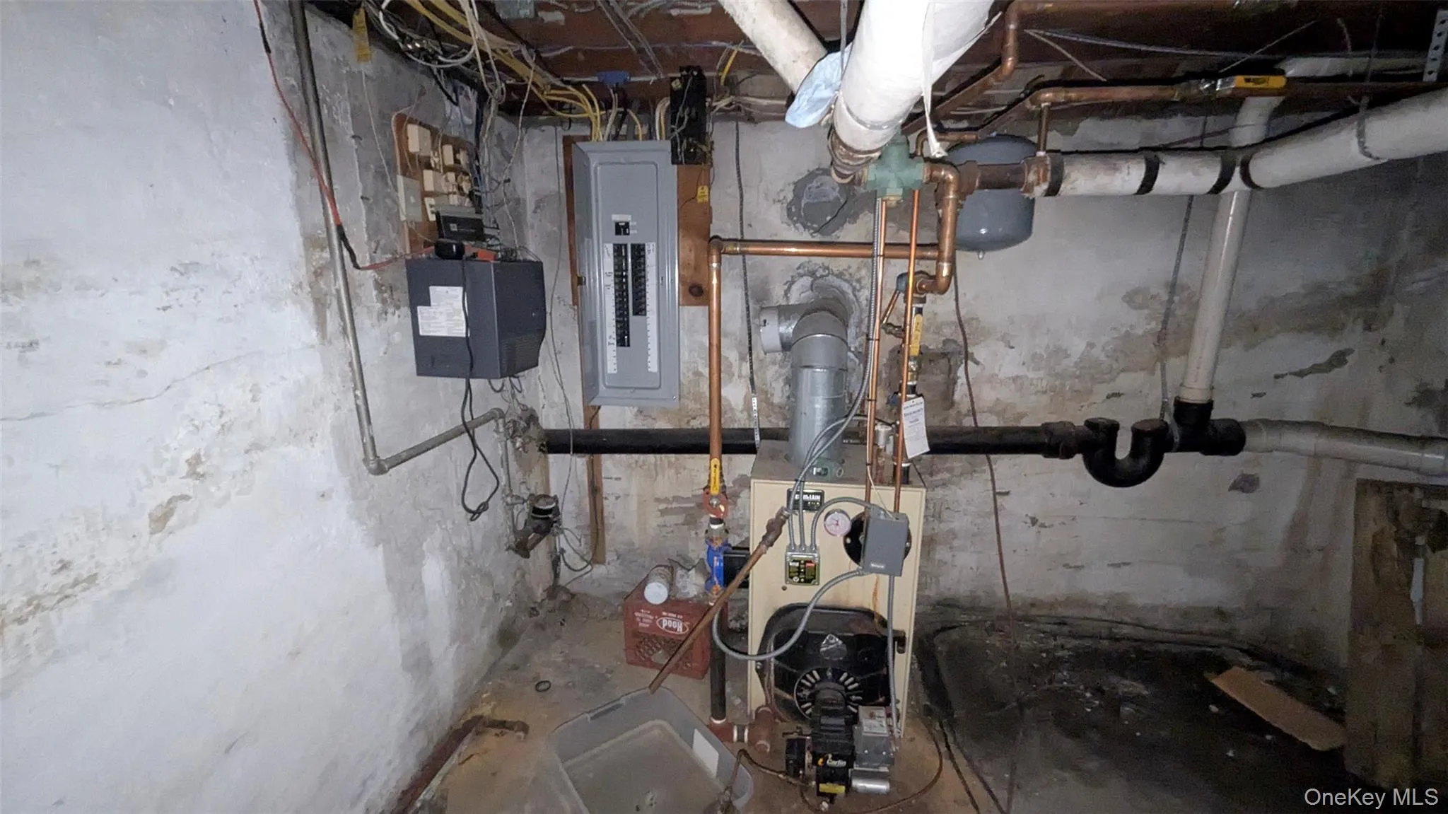 153 Main Street, Smithtown, NY, 3 Bedrooms Bedrooms, 6 Rooms Rooms,1 BathroomBathrooms,Residential Lease,For Rent,Main,0,1027501 153 Main Street, Smithtown, NY, 3 Bedrooms Bedrooms, 6 Rooms Rooms,1 BathroomBathrooms,Residential Lease,For Rent,Main,0,1027501