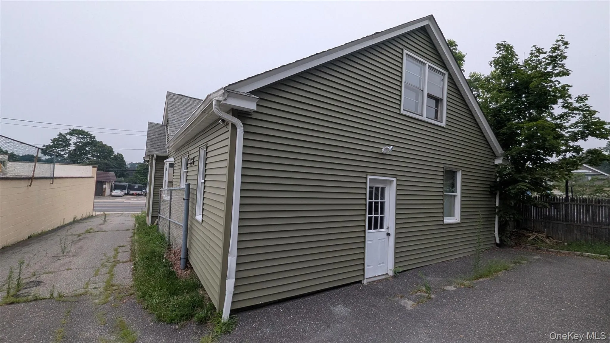 153 Main Street, Smithtown, NY, 3 Bedrooms Bedrooms, 6 Rooms Rooms,1 BathroomBathrooms,Residential Lease,For Rent,Main,0,1027501 153 Main Street, Smithtown, NY, 3 Bedrooms Bedrooms, 6 Rooms Rooms,1 BathroomBathrooms,Residential Lease,For Rent,Main,0,1027501
