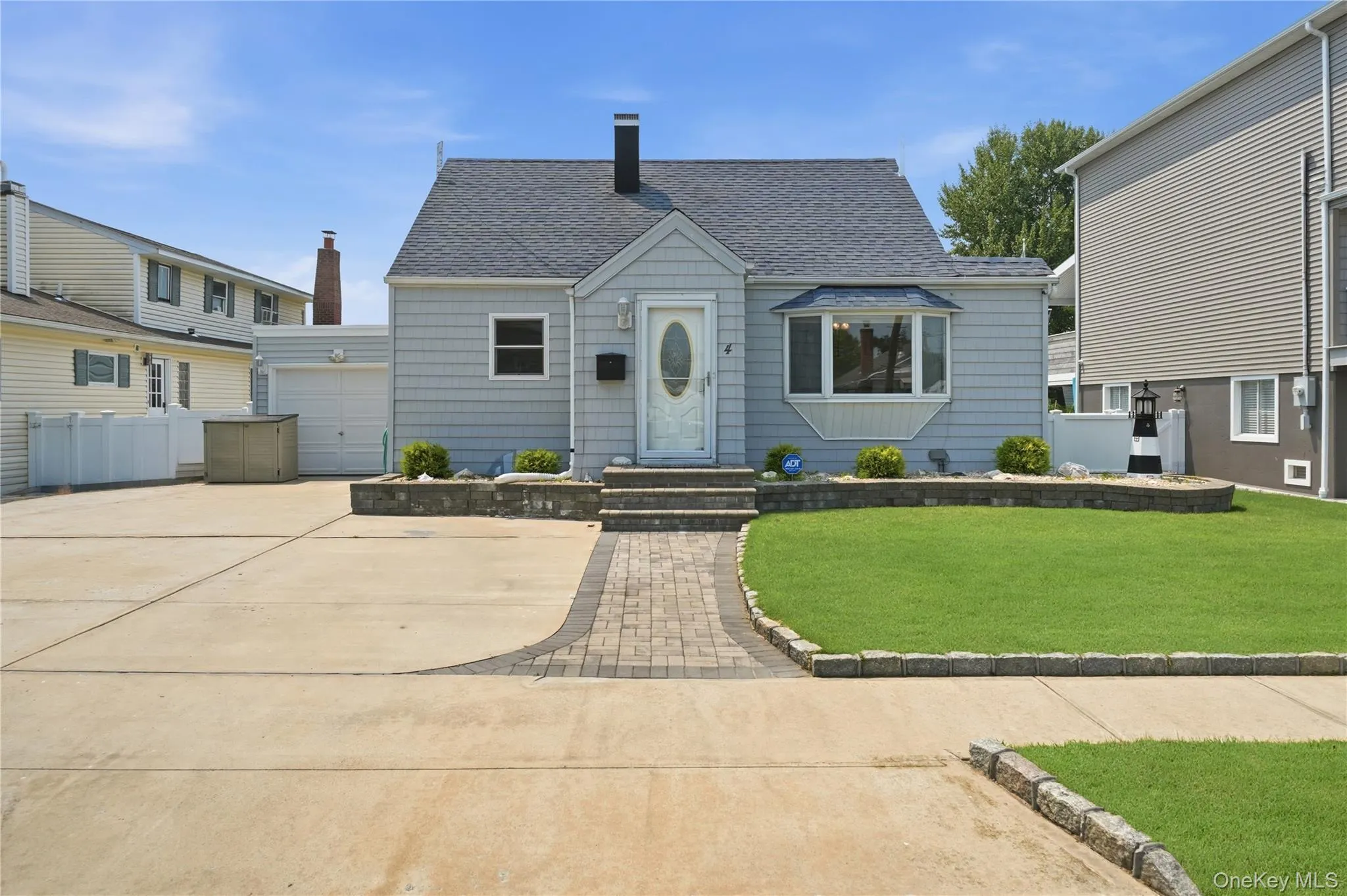 4 Flint Road, Babylon, NY, 3 Bedrooms Bedrooms, 6 Rooms Rooms,2 BathroomsBathrooms,Residential,For Rent,Flint,0,1027505 4 Flint Road, Babylon, NY, 3 Bedrooms Bedrooms, 6 Rooms Rooms,2 BathroomsBathrooms,Residential,For Rent,Flint,0,1027505