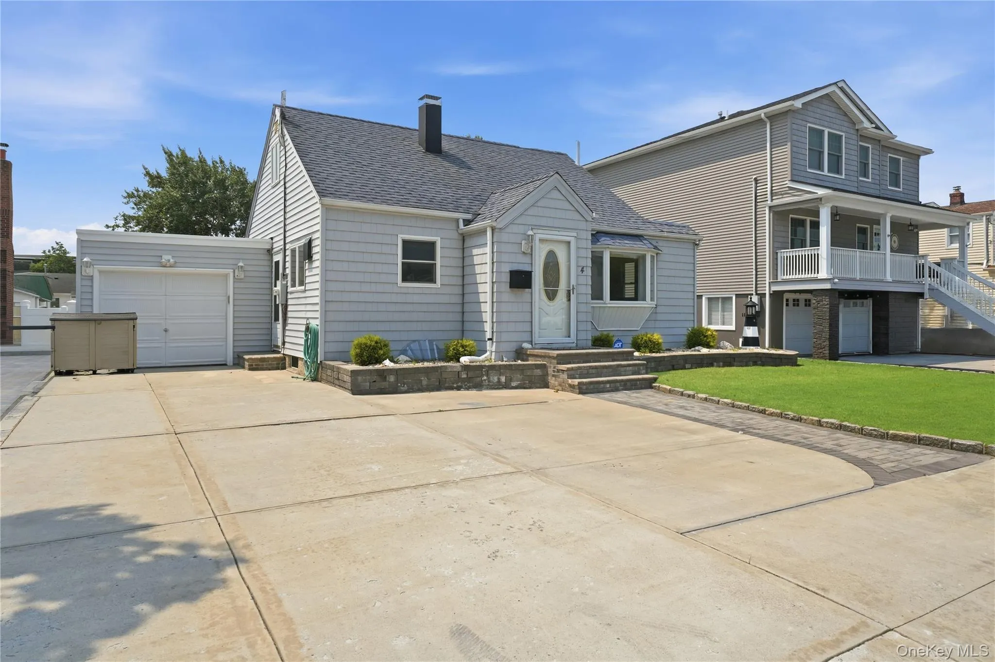 4 Flint Road, Babylon, NY, 3 Bedrooms Bedrooms, 6 Rooms Rooms,2 BathroomsBathrooms,Residential,For Rent,Flint,0,1027505 4 Flint Road, Babylon, NY, 3 Bedrooms Bedrooms, 6 Rooms Rooms,2 BathroomsBathrooms,Residential,For Rent,Flint,0,1027505
