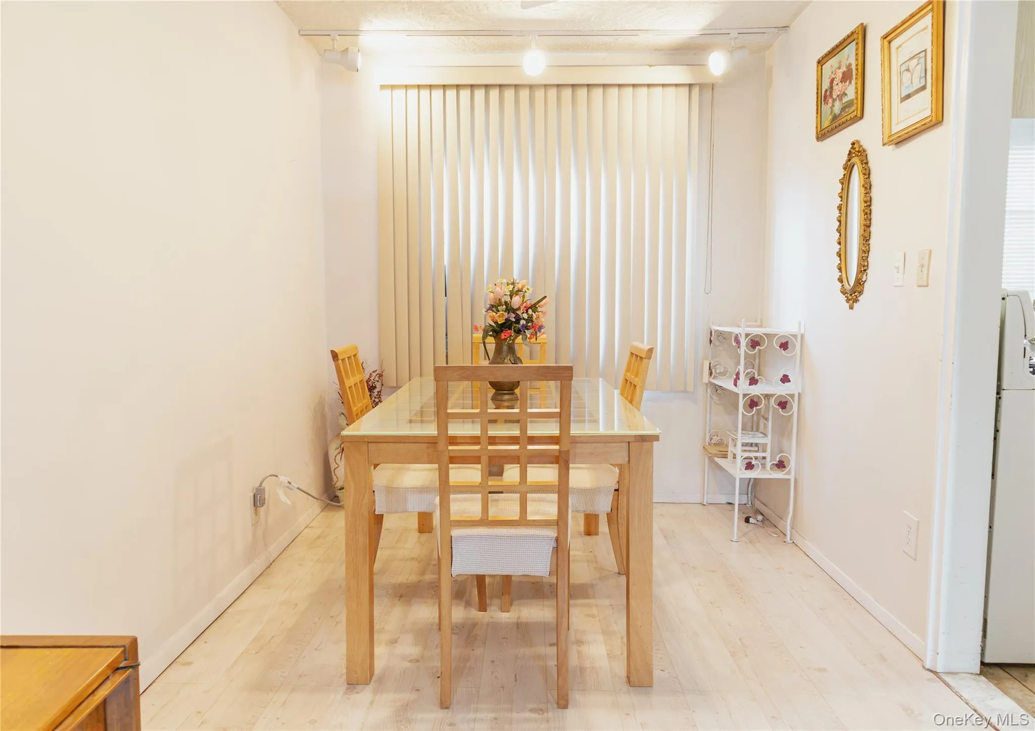 212-87 16th Avenue, New York, NY, 2 Bedrooms Bedrooms, 5 Rooms Rooms,1 BathroomBathrooms,Residential,For Rent,16th Avenue,0,1027514 212-87 16th Avenue, New York, NY, 2 Bedrooms Bedrooms, 5 Rooms Rooms,1 BathroomBathrooms,Residential,For Rent,16th Avenue,0,1027514