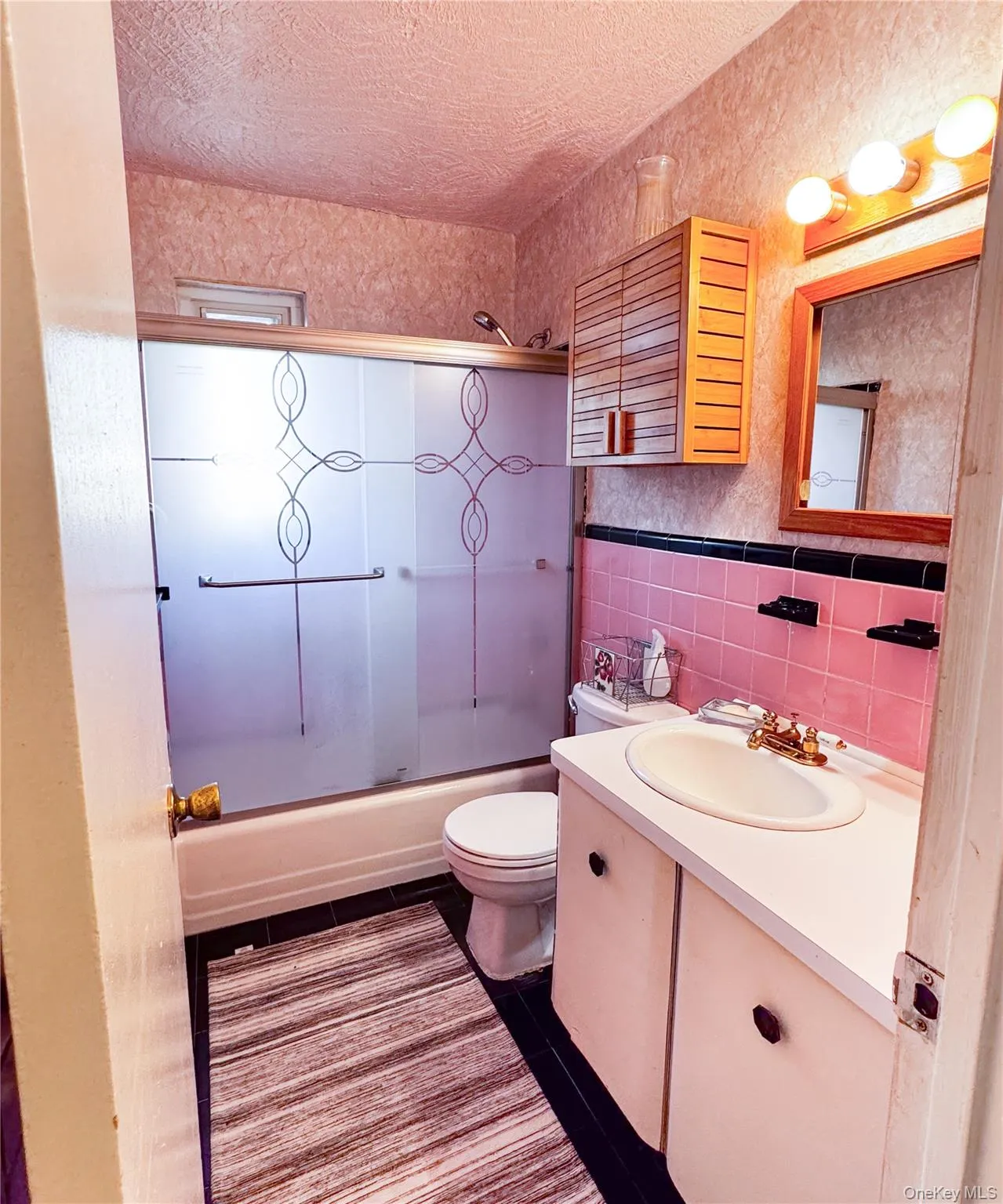 212-87 16th Avenue, New York, NY, 2 Bedrooms Bedrooms, 5 Rooms Rooms,1 BathroomBathrooms,Residential,For Rent,16th Avenue,0,1027514 212-87 16th Avenue, New York, NY, 2 Bedrooms Bedrooms, 5 Rooms Rooms,1 BathroomBathrooms,Residential,For Rent,16th Avenue,0,1027514