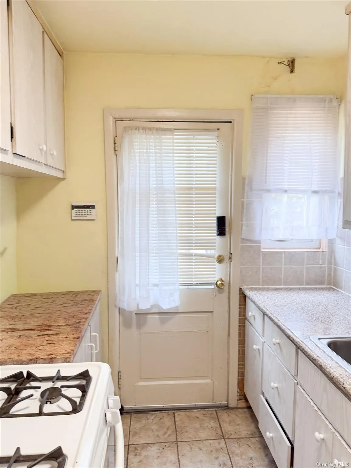 212-87 16th Avenue, New York, NY, 2 Bedrooms Bedrooms, 5 Rooms Rooms,1 BathroomBathrooms,Residential,For Rent,16th Avenue,0,1027514 212-87 16th Avenue, New York, NY, 2 Bedrooms Bedrooms, 5 Rooms Rooms,1 BathroomBathrooms,Residential,For Rent,16th Avenue,0,1027514