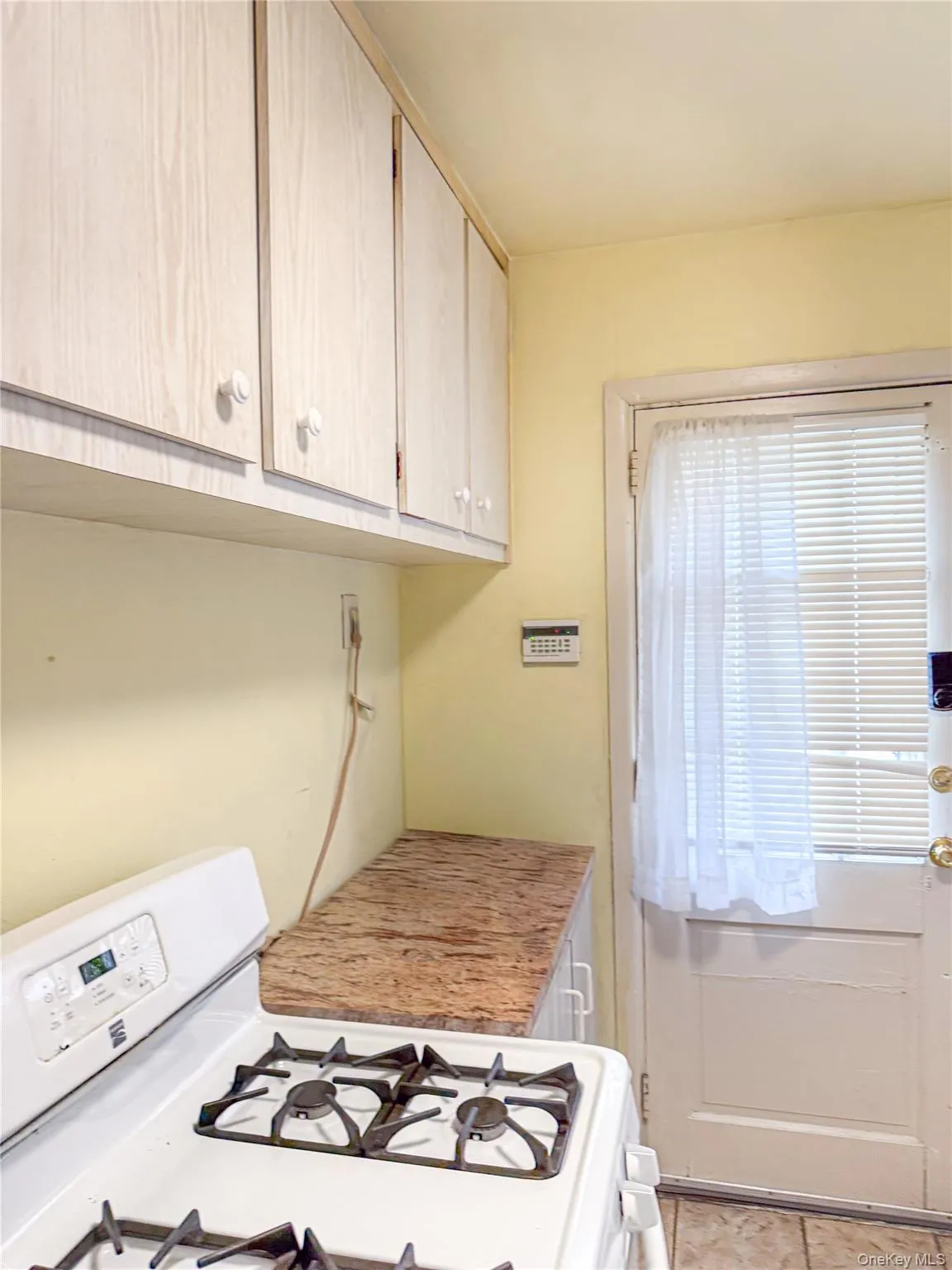 212-87 16th Avenue, New York, NY, 2 Bedrooms Bedrooms, 5 Rooms Rooms,1 BathroomBathrooms,Residential,For Rent,16th Avenue,0,1027514 212-87 16th Avenue, New York, NY, 2 Bedrooms Bedrooms, 5 Rooms Rooms,1 BathroomBathrooms,Residential,For Rent,16th Avenue,0,1027514