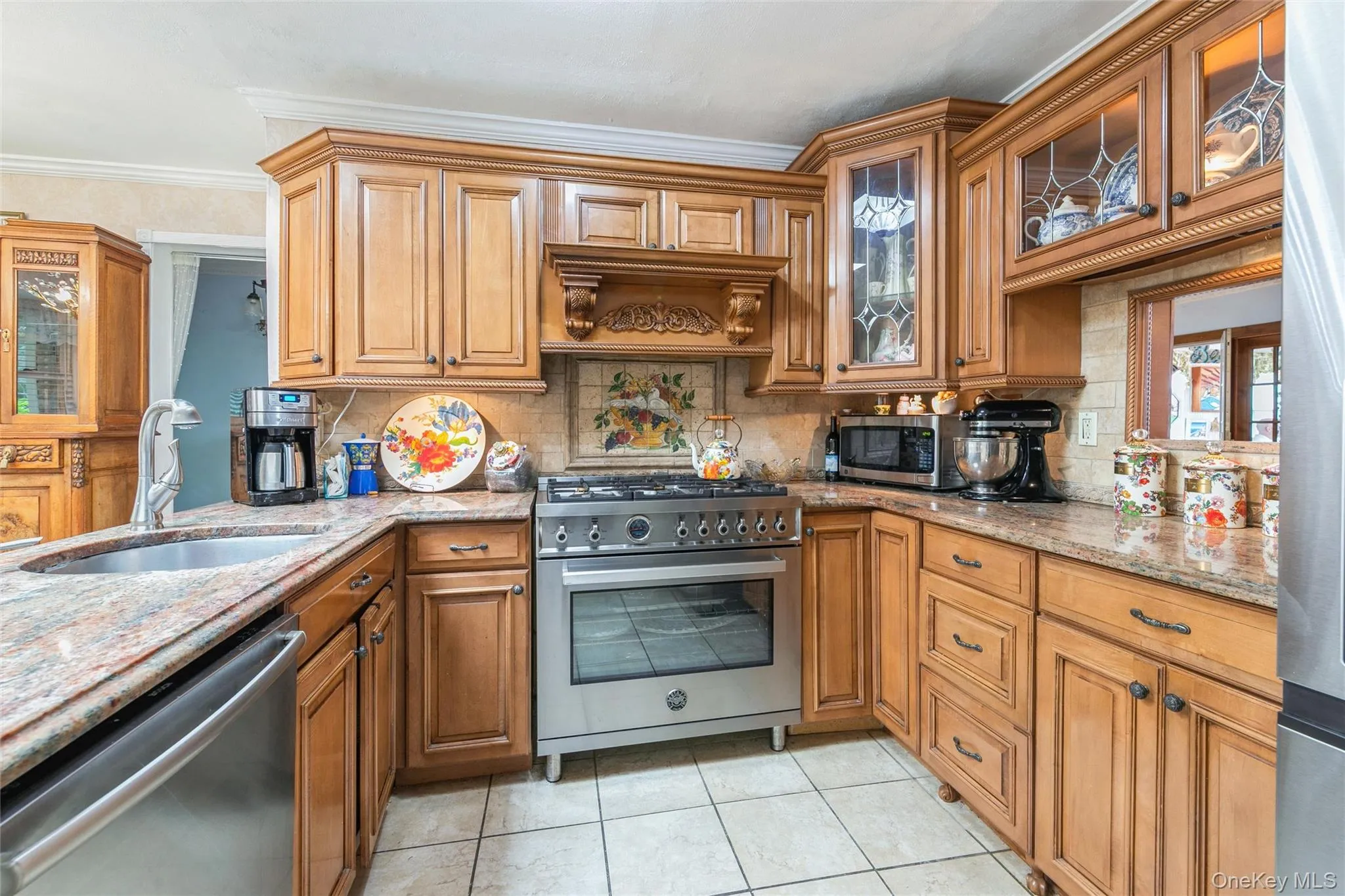 18 Linden Avenue, Smithtown, NY, 4 Bedrooms Bedrooms, 10 Rooms Rooms,3 BathroomsBathrooms,Residential,For Rent,Linden,0,1027526 18 Linden Avenue, Smithtown, NY, 4 Bedrooms Bedrooms, 10 Rooms Rooms,3 BathroomsBathrooms,Residential,For Rent,Linden,0,1027526