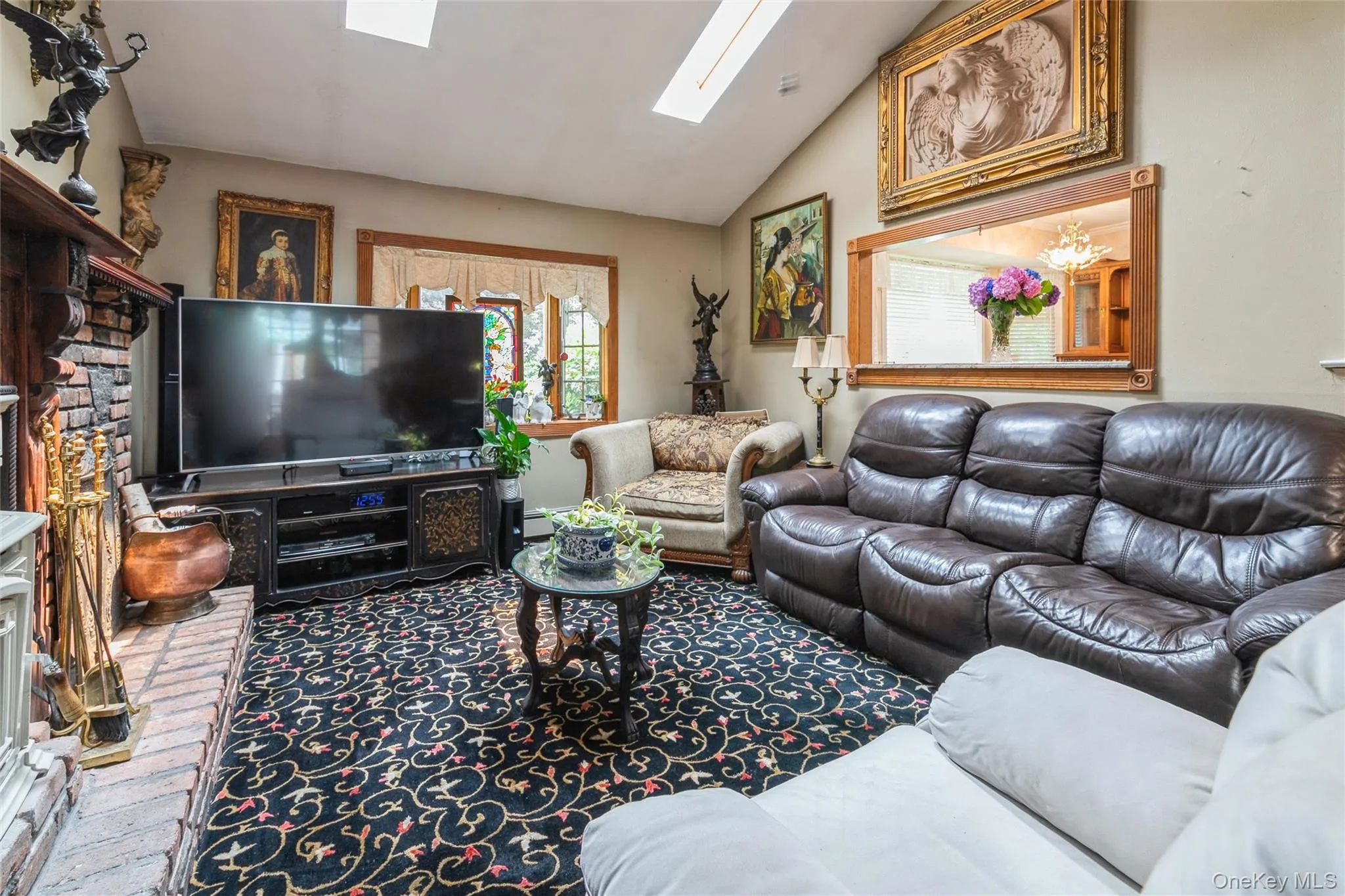 18 Linden Avenue, Smithtown, NY, 4 Bedrooms Bedrooms, 10 Rooms Rooms,3 BathroomsBathrooms,Residential,For Rent,Linden,0,1027526 18 Linden Avenue, Smithtown, NY, 4 Bedrooms Bedrooms, 10 Rooms Rooms,3 BathroomsBathrooms,Residential,For Rent,Linden,0,1027526