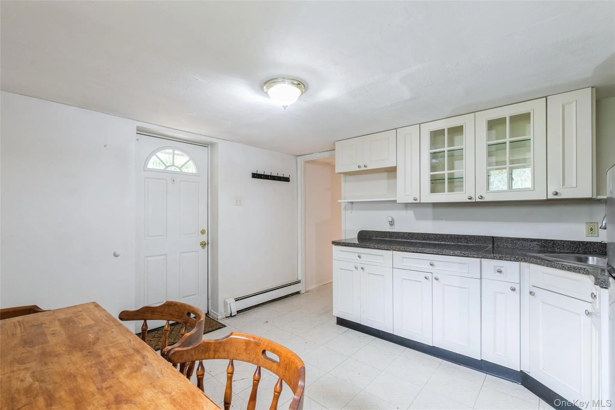 18 Linden Avenue, Smithtown, NY, 4 Bedrooms Bedrooms, 10 Rooms Rooms,3 BathroomsBathrooms,Residential,For Rent,Linden,0,1027526 18 Linden Avenue, Smithtown, NY, 4 Bedrooms Bedrooms, 10 Rooms Rooms,3 BathroomsBathrooms,Residential,For Rent,Linden,0,1027526