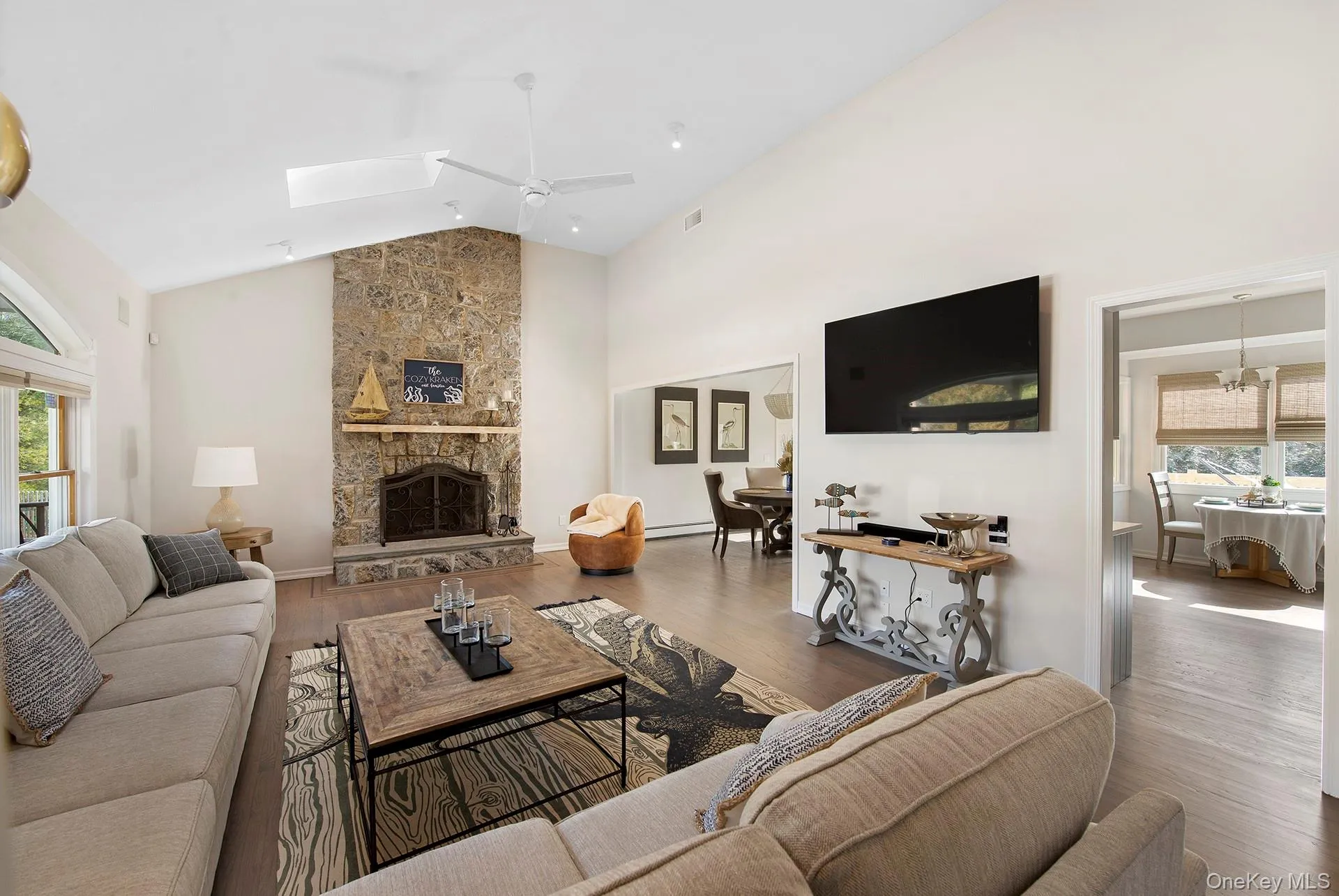 10 7th Street, East Hampton, NY, 3 Bedrooms Bedrooms, 6 Rooms Rooms,2 BathroomsBathrooms,Residential,For Rent,7th,0,1027527 10 7th Street, East Hampton, NY, 3 Bedrooms Bedrooms, 6 Rooms Rooms,2 BathroomsBathrooms,Residential,For Rent,7th,0,1027527