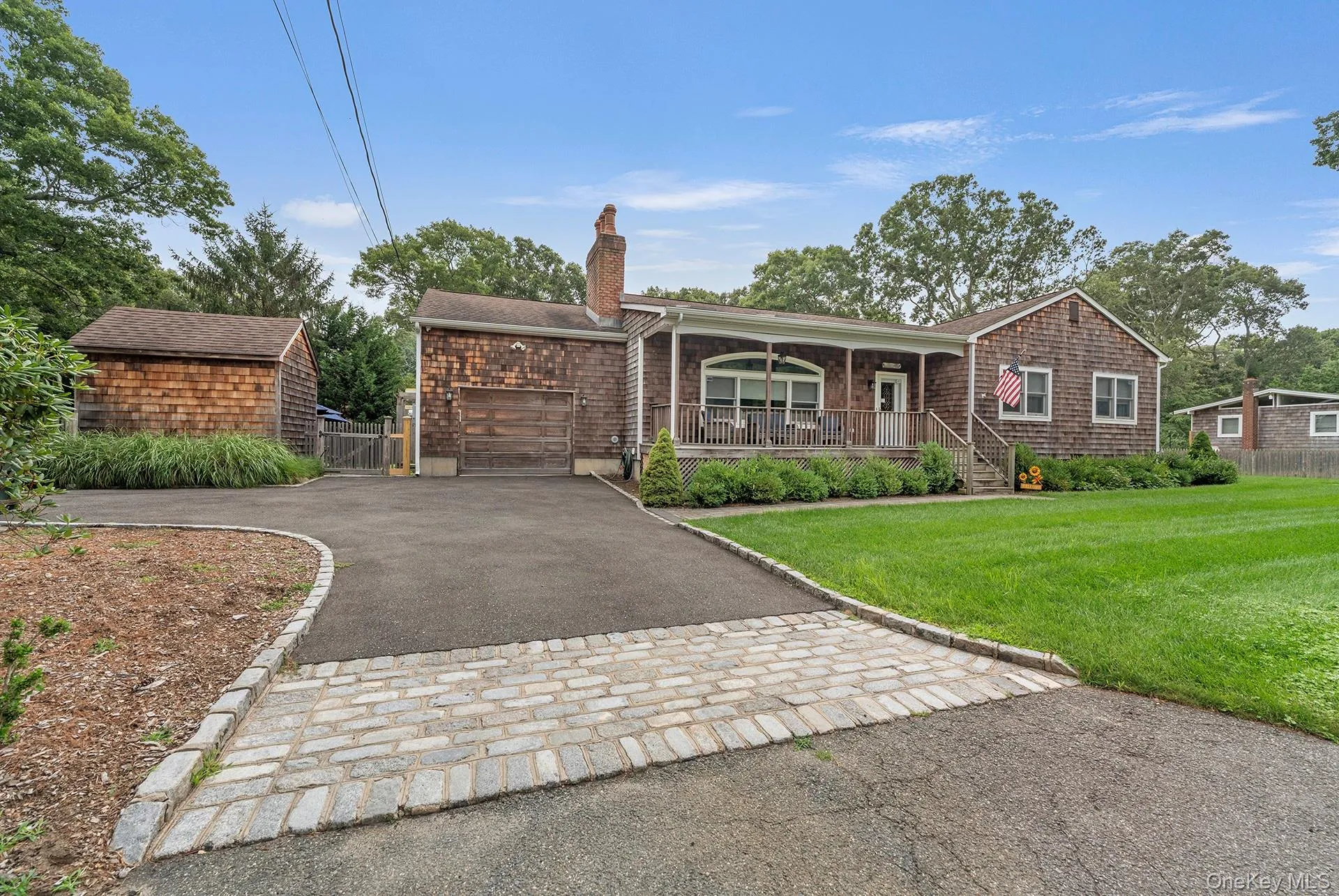 10 7th Street, East Hampton, NY, 3 Bedrooms Bedrooms, 6 Rooms Rooms,2 BathroomsBathrooms,Residential,For Rent,7th,0,1027527 10 7th Street, East Hampton, NY, 3 Bedrooms Bedrooms, 6 Rooms Rooms,2 BathroomsBathrooms,Residential,For Rent,7th,0,1027527