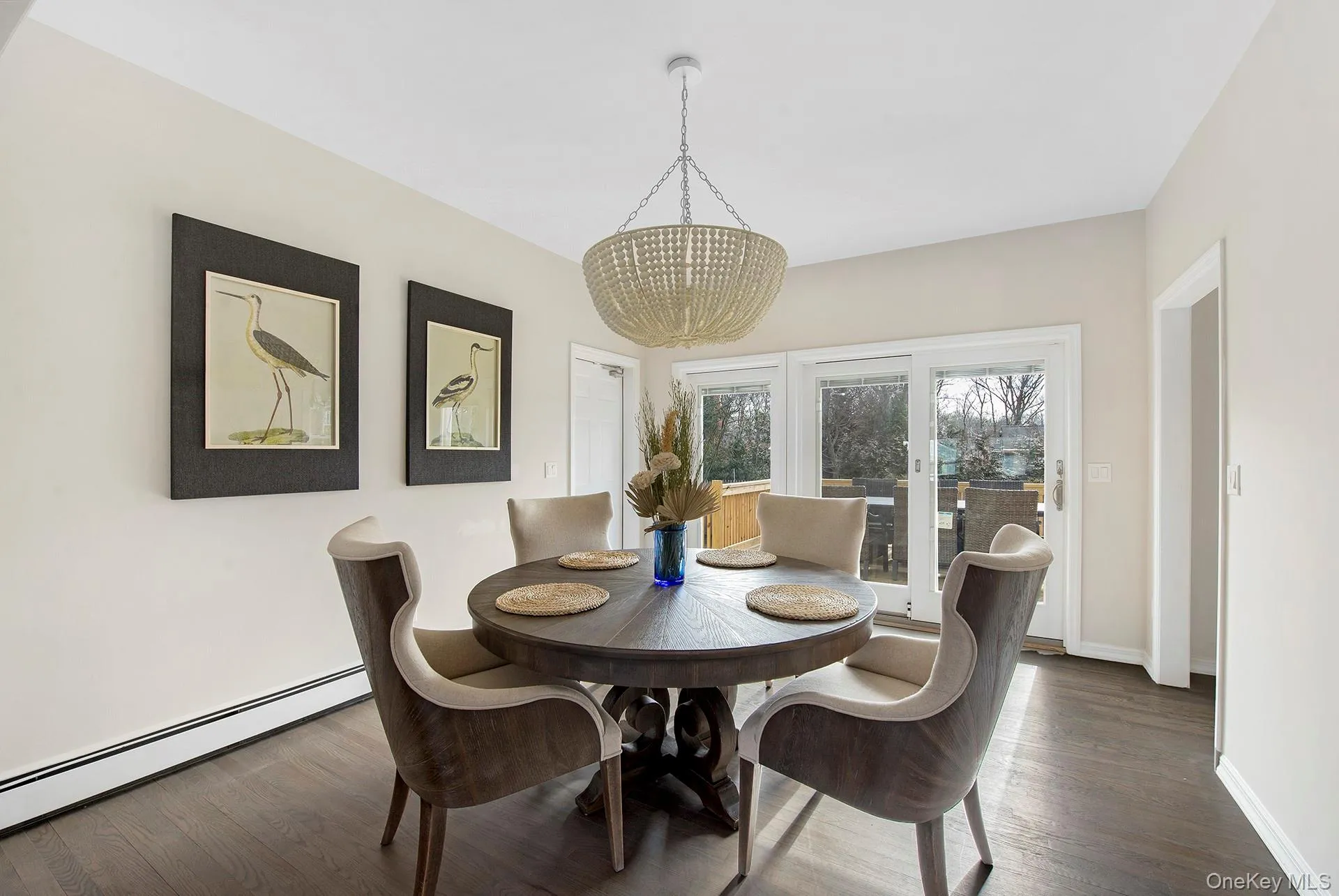 10 7th Street, East Hampton, NY, 3 Bedrooms Bedrooms, 6 Rooms Rooms,2 BathroomsBathrooms,Residential,For Rent,7th,0,1027527 10 7th Street, East Hampton, NY, 3 Bedrooms Bedrooms, 6 Rooms Rooms,2 BathroomsBathrooms,Residential,For Rent,7th,0,1027527