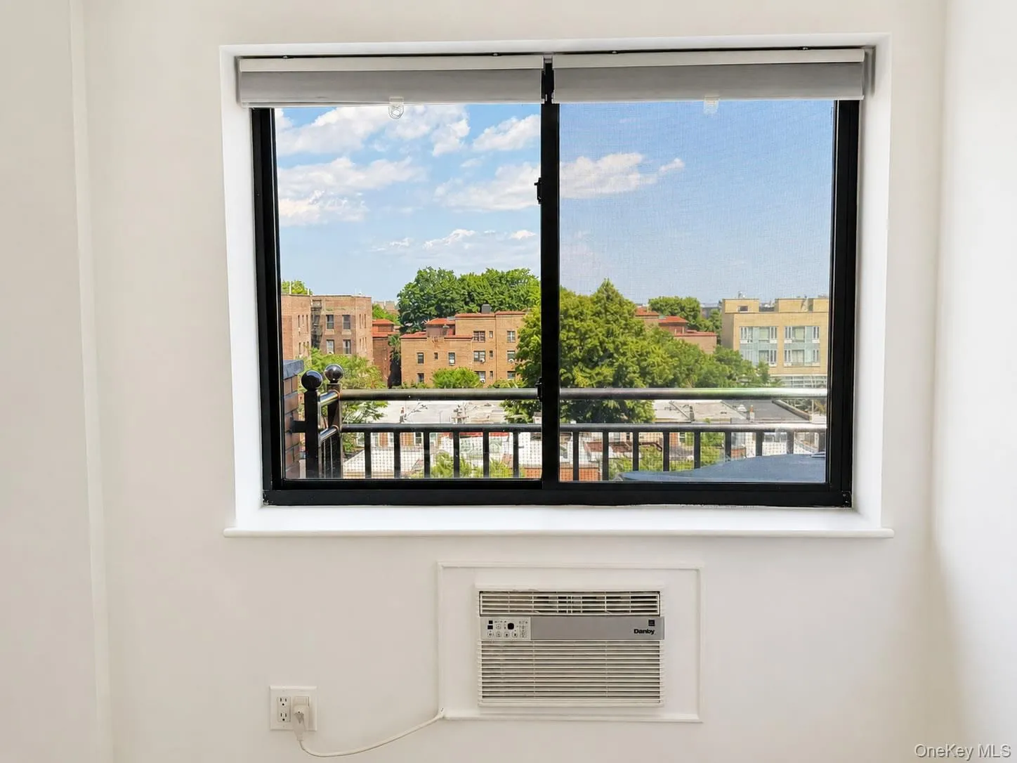 3749 81st Street, New York, NY, 2 Bedrooms Bedrooms, 6 Rooms Rooms,2 BathroomsBathrooms,Residential,For Rent,81st,0,1027532 3749 81st Street, New York, NY, 2 Bedrooms Bedrooms, 6 Rooms Rooms,2 BathroomsBathrooms,Residential,For Rent,81st,0,1027532