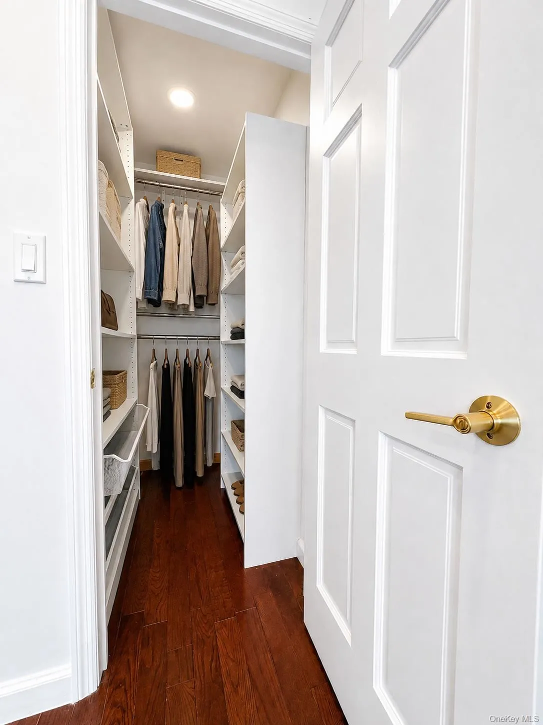 3749 81st Street, New York, NY, 2 Bedrooms Bedrooms, 6 Rooms Rooms,2 BathroomsBathrooms,Residential,For Rent,81st,0,1027532 3749 81st Street, New York, NY, 2 Bedrooms Bedrooms, 6 Rooms Rooms,2 BathroomsBathrooms,Residential,For Rent,81st,0,1027532