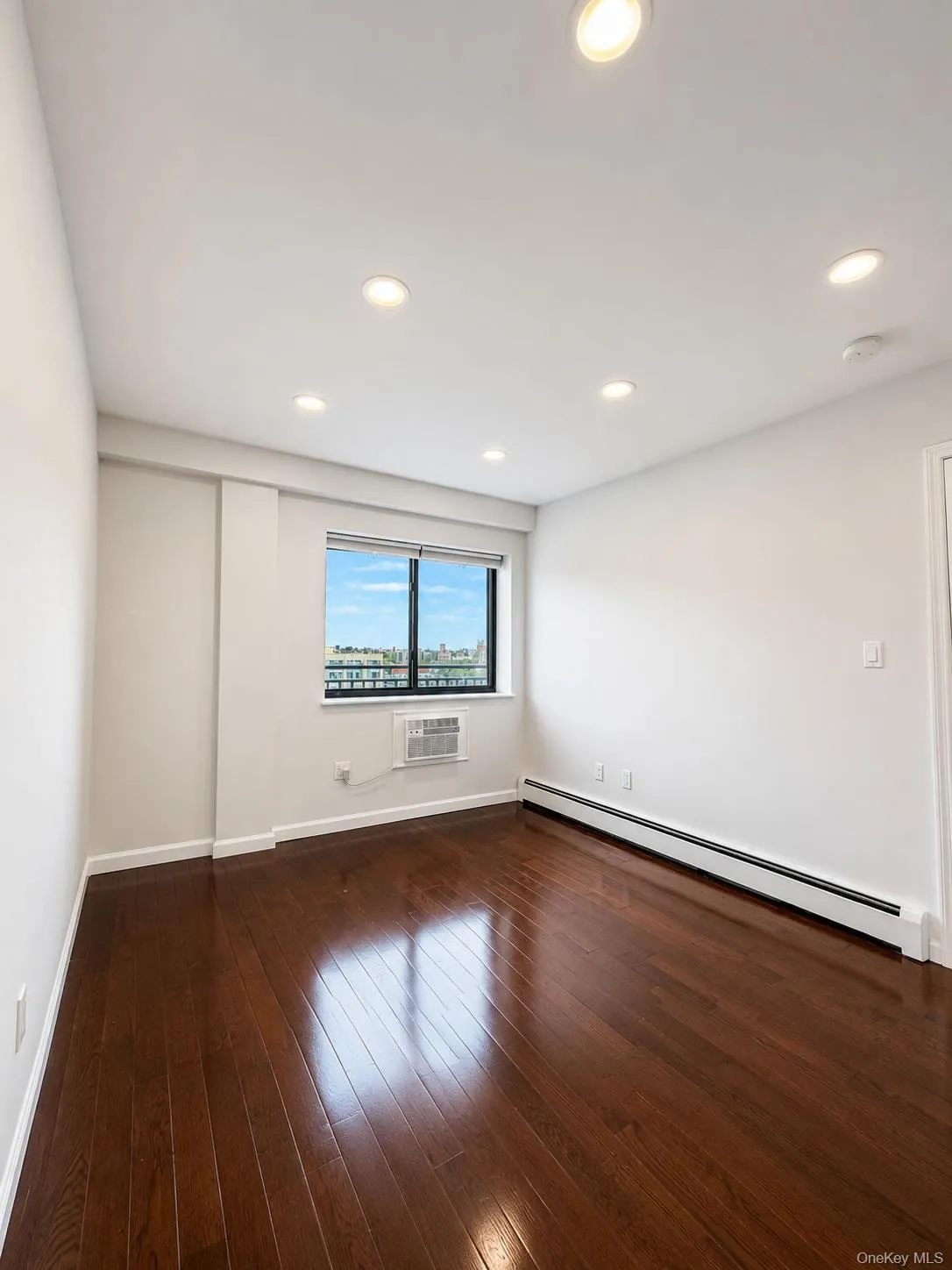 3749 81st Street, New York, NY, 2 Bedrooms Bedrooms, 6 Rooms Rooms,2 BathroomsBathrooms,Residential,For Rent,81st,0,1027532 3749 81st Street, New York, NY, 2 Bedrooms Bedrooms, 6 Rooms Rooms,2 BathroomsBathrooms,Residential,For Rent,81st,0,1027532