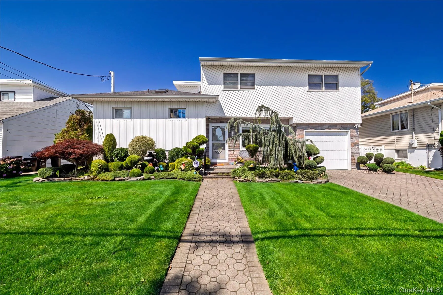 3495 Bayfield Boulevard, Hempstead, NY, 5 Bedrooms Bedrooms, 10 Rooms Rooms,3 BathroomsBathrooms,Residential,For Rent,Bayfield,0,1027533 3495 Bayfield Boulevard, Hempstead, NY, 5 Bedrooms Bedrooms, 10 Rooms Rooms,3 BathroomsBathrooms,Residential,For Rent,Bayfield,0,1027533