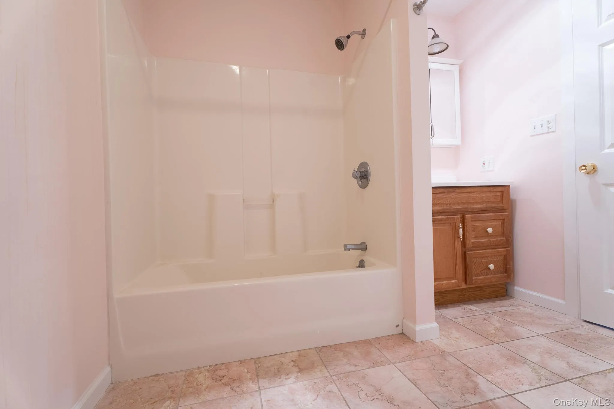1-18 Willow Way, Rhinebeck, NY, 2 Bedrooms Bedrooms, 5 Rooms Rooms,1 BathroomBathrooms,Residential Lease,For Rent,Willow,0,1027534 1-18 Willow Way, Rhinebeck, NY, 2 Bedrooms Bedrooms, 5 Rooms Rooms,1 BathroomBathrooms,Residential Lease,For Rent,Willow,0,1027534