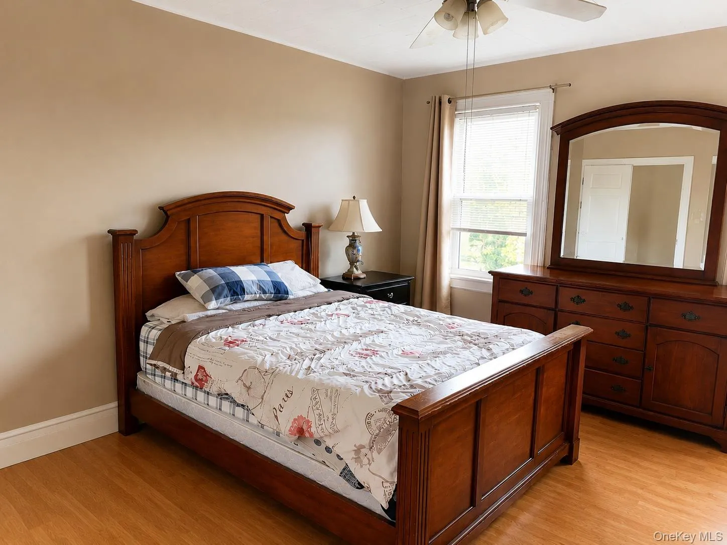 107 Morningside Avenue, Yonkers, NY, 3 Bedrooms Bedrooms, 6 Rooms Rooms,1 BathroomBathrooms,Residential,For Rent,Morningside,0,1027538 107 Morningside Avenue, Yonkers, NY, 3 Bedrooms Bedrooms, 6 Rooms Rooms,1 BathroomBathrooms,Residential,For Rent,Morningside,0,1027538