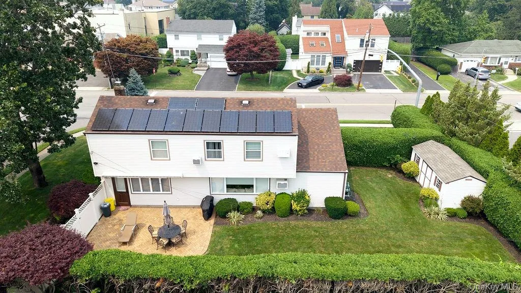 135 Southern Parkway, Oyster Bay, NY, 3 Bedrooms Bedrooms, 7 Rooms Rooms,2 BathroomsBathrooms,Residential,For Rent,Southern,0,1027539 135 Southern Parkway, Oyster Bay, NY, 3 Bedrooms Bedrooms, 7 Rooms Rooms,2 BathroomsBathrooms,Residential,For Rent,Southern,0,1027539
