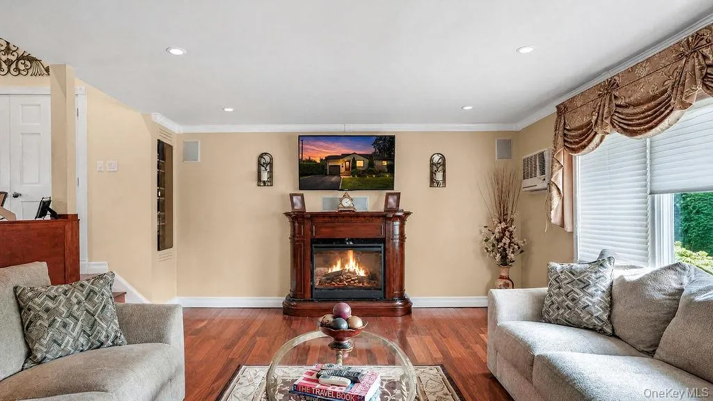 135 Southern Parkway, Oyster Bay, NY, 3 Bedrooms Bedrooms, 7 Rooms Rooms,2 BathroomsBathrooms,Residential,For Rent,Southern,0,1027539 135 Southern Parkway, Oyster Bay, NY, 3 Bedrooms Bedrooms, 7 Rooms Rooms,2 BathroomsBathrooms,Residential,For Rent,Southern,0,1027539