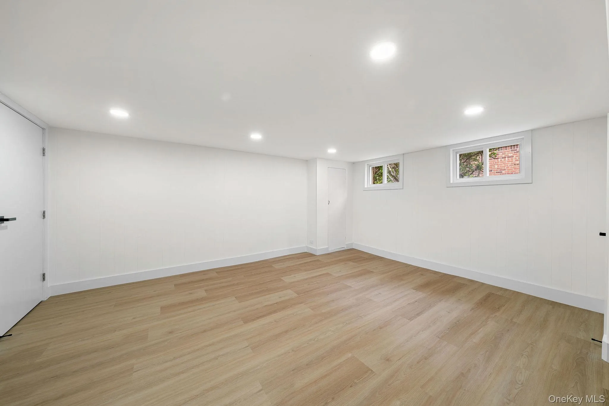 12 Warren Lane, Oyster Bay, NY, 4 Bedrooms Bedrooms, 10 Rooms Rooms,3 BathroomsBathrooms,Residential Lease,For Rent,Warren,0,1027541 12 Warren Lane, Oyster Bay, NY, 4 Bedrooms Bedrooms, 10 Rooms Rooms,3 BathroomsBathrooms,Residential Lease,For Rent,Warren,0,1027541