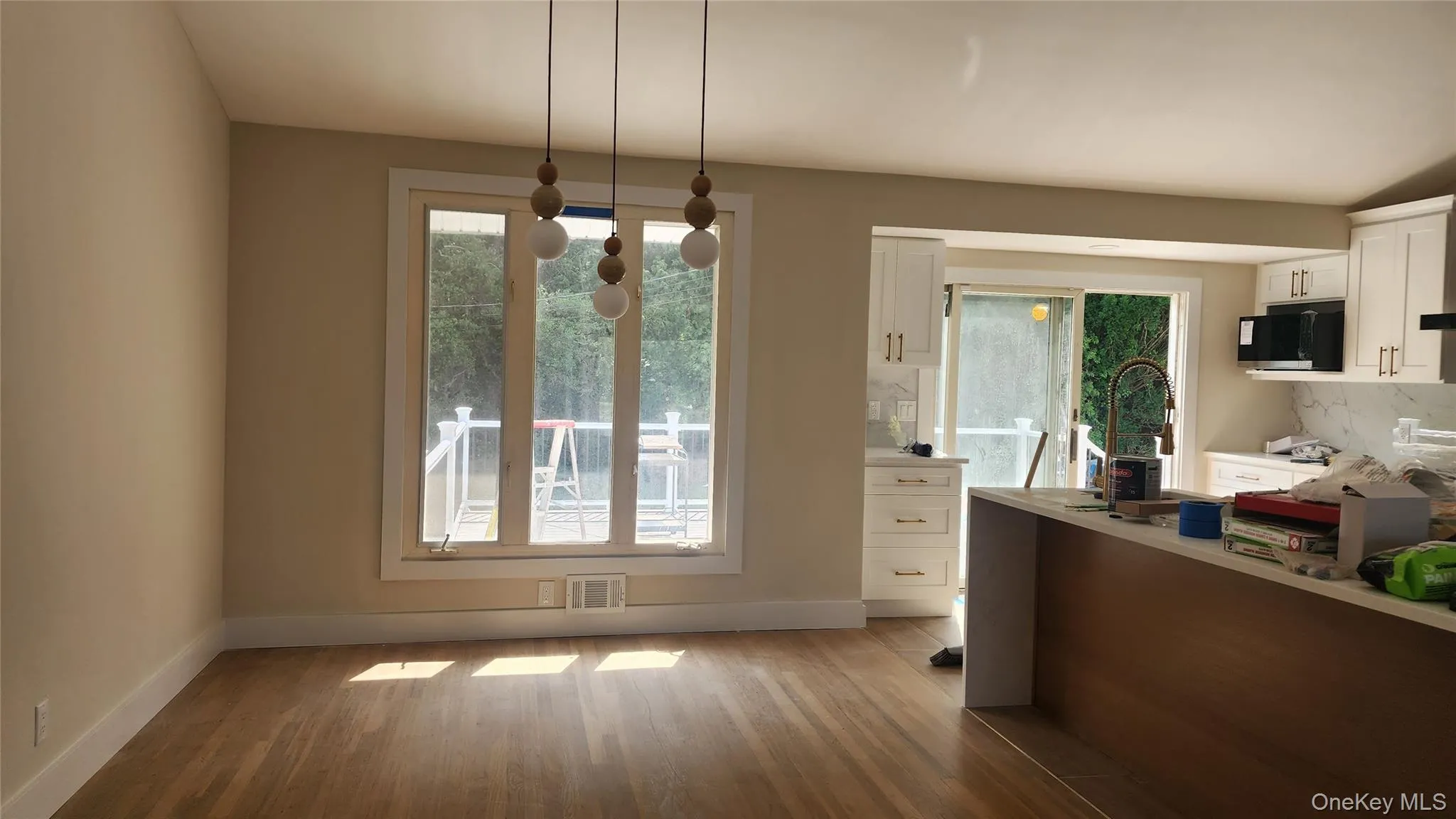 12 Warren Lane, Oyster Bay, NY, 4 Bedrooms Bedrooms, 10 Rooms Rooms,3 BathroomsBathrooms,Residential Lease,For Rent,Warren,0,1027541 12 Warren Lane, Oyster Bay, NY, 4 Bedrooms Bedrooms, 10 Rooms Rooms,3 BathroomsBathrooms,Residential Lease,For Rent,Warren,0,1027541