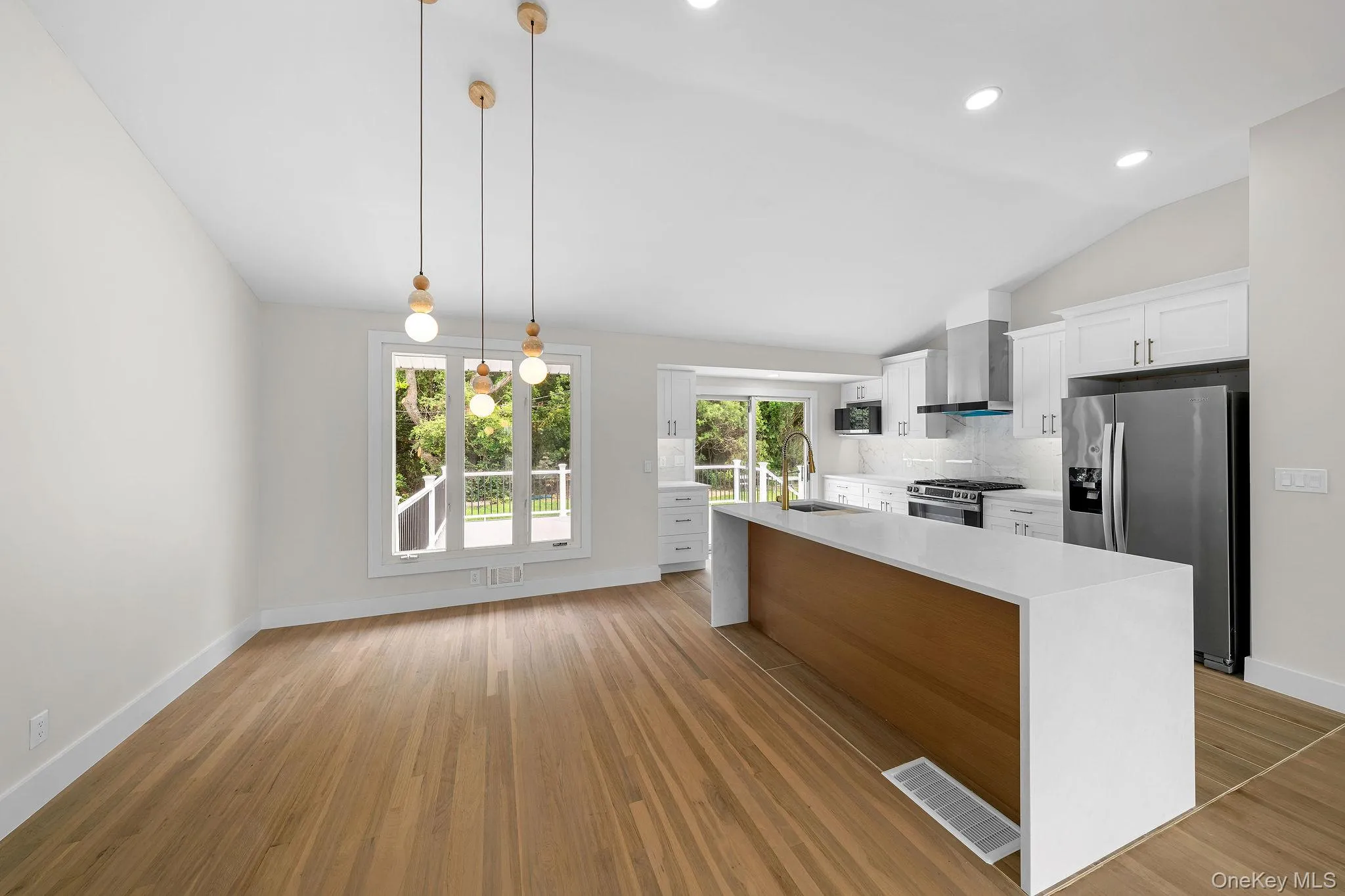 12 Warren Lane, Oyster Bay, NY, 4 Bedrooms Bedrooms, 10 Rooms Rooms,3 BathroomsBathrooms,Residential Lease,For Rent,Warren,0,1027541 12 Warren Lane, Oyster Bay, NY, 4 Bedrooms Bedrooms, 10 Rooms Rooms,3 BathroomsBathrooms,Residential Lease,For Rent,Warren,0,1027541