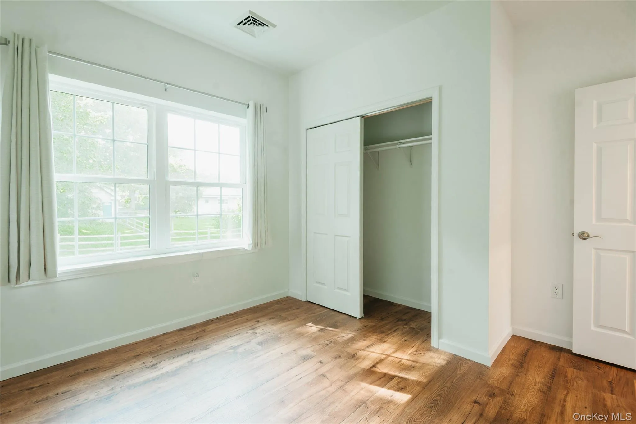 315 4th Avenue, Kingston, NY, 3 Bedrooms Bedrooms, 5 Rooms Rooms,2 BathroomsBathrooms,Residential,For Rent,4th,0,1027549 315 4th Avenue, Kingston, NY, 3 Bedrooms Bedrooms, 5 Rooms Rooms,2 BathroomsBathrooms,Residential,For Rent,4th,0,1027549