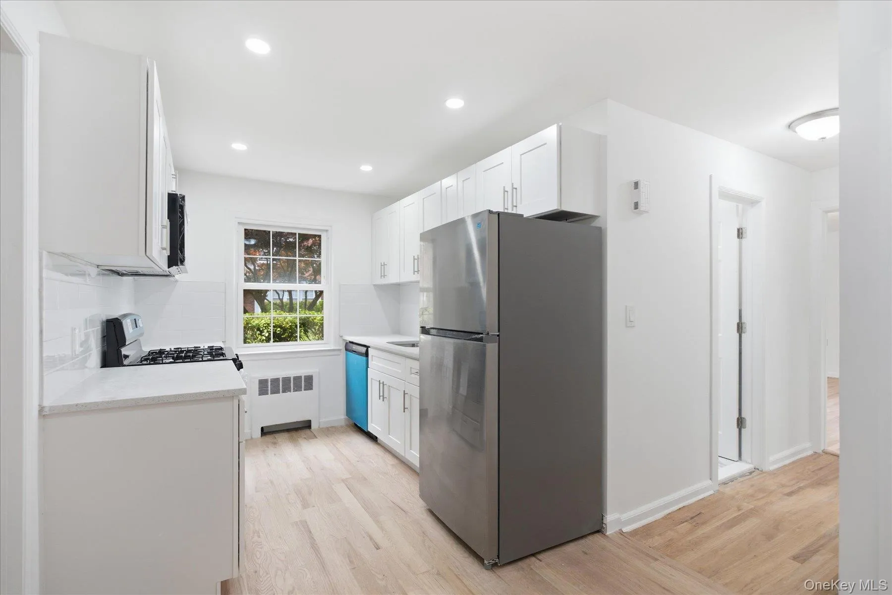 117 Robins Road, New Rochelle, NY, 2 Bedrooms Bedrooms, 4 Rooms Rooms,1 BathroomBathrooms,Residential,For Rent,Robins,0,1027552 117 Robins Road, New Rochelle, NY, 2 Bedrooms Bedrooms, 4 Rooms Rooms,1 BathroomBathrooms,Residential,For Rent,Robins,0,1027552