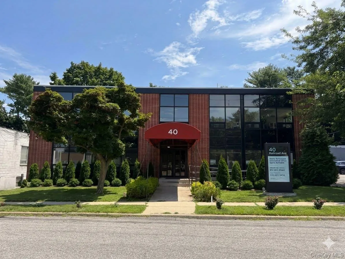 40 Railroad Avenue, Oyster Bay, NY, ,Commercial Lease,For Rent,Railroad,0,1027556 40 Railroad Avenue, Oyster Bay, NY, ,Commercial Lease,For Rent,Railroad,0,1027556