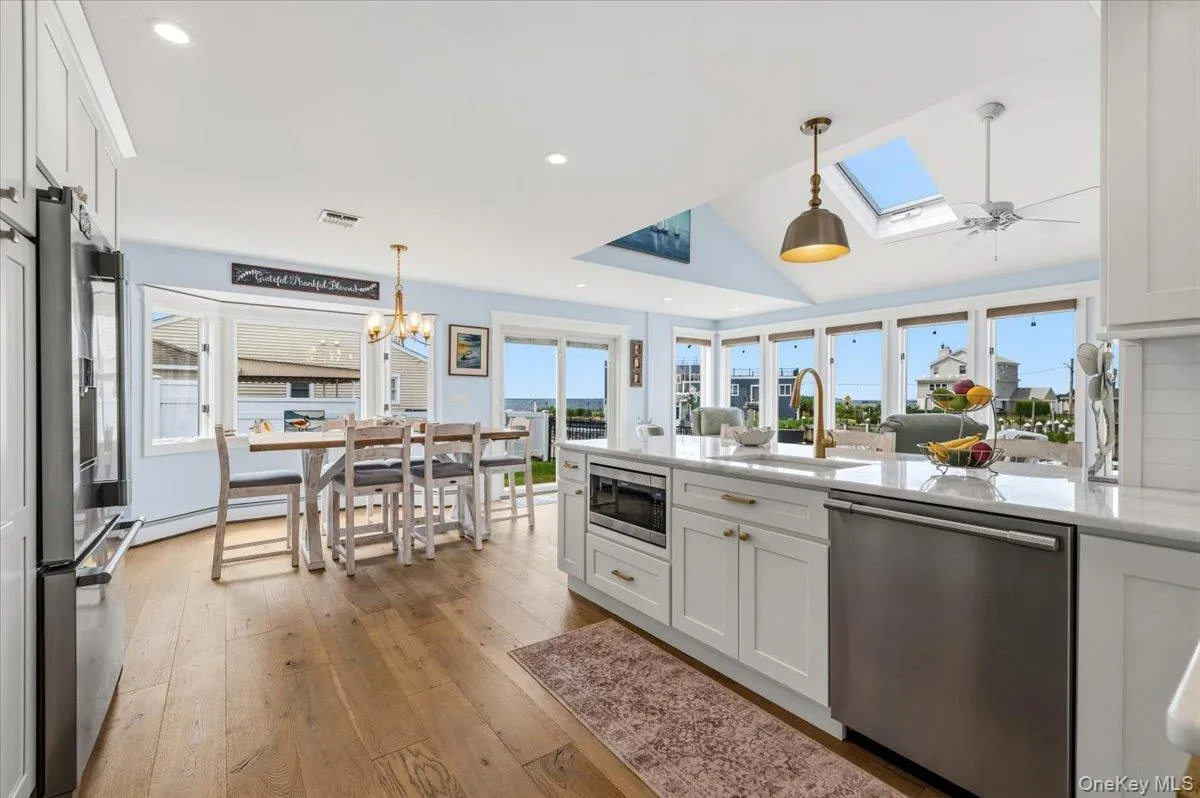 31 Shore Drive, Babylon, NY, 3 Bedrooms Bedrooms, 8 Rooms Rooms,2 BathroomsBathrooms,Residential,For Rent,Shore,0,1027559 31 Shore Drive, Babylon, NY, 3 Bedrooms Bedrooms, 8 Rooms Rooms,2 BathroomsBathrooms,Residential,For Rent,Shore,0,1027559