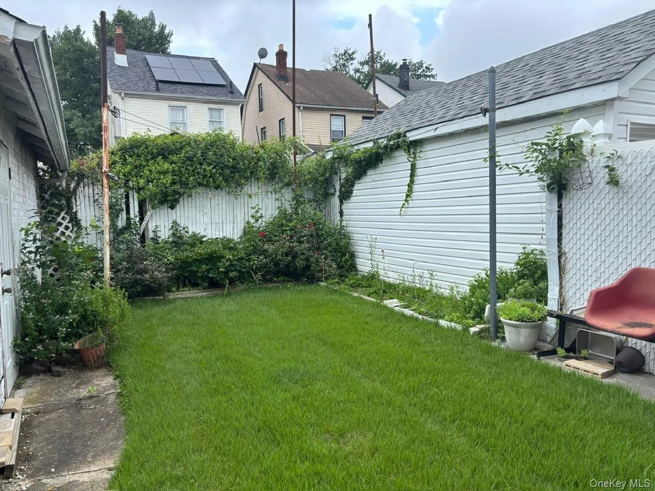 225-24 105th Avenue, New York, NY, 3 Bedrooms Bedrooms, 7 Rooms Rooms,2 BathroomsBathrooms,Residential,For Rent,105th,0,1027560 225-24 105th Avenue, New York, NY, 3 Bedrooms Bedrooms, 7 Rooms Rooms,2 BathroomsBathrooms,Residential,For Rent,105th,0,1027560